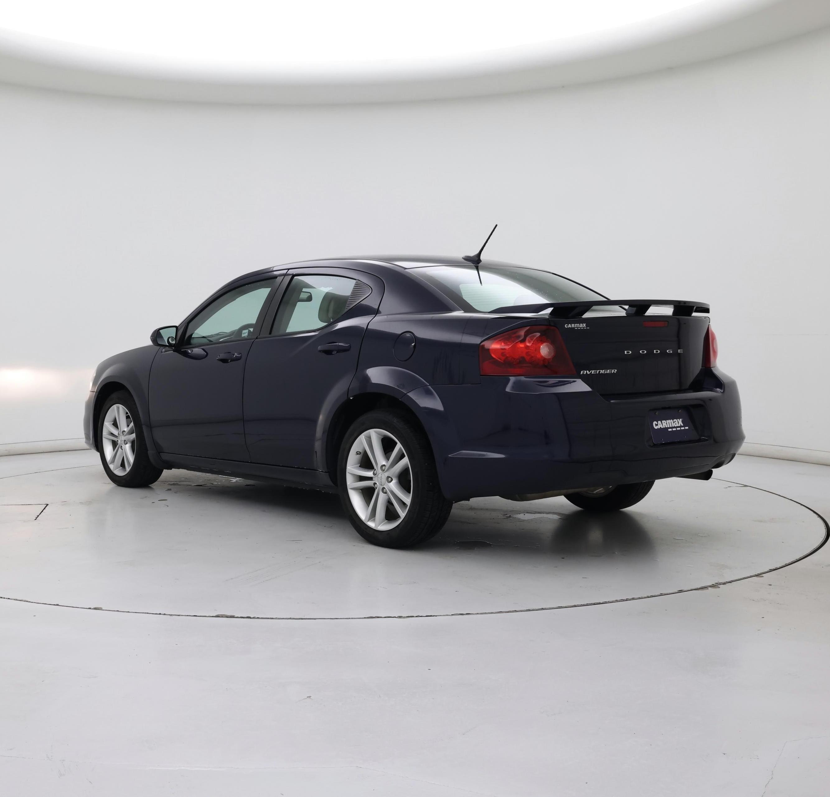 Thumbnail: 2014 Dodge Avenger - 2