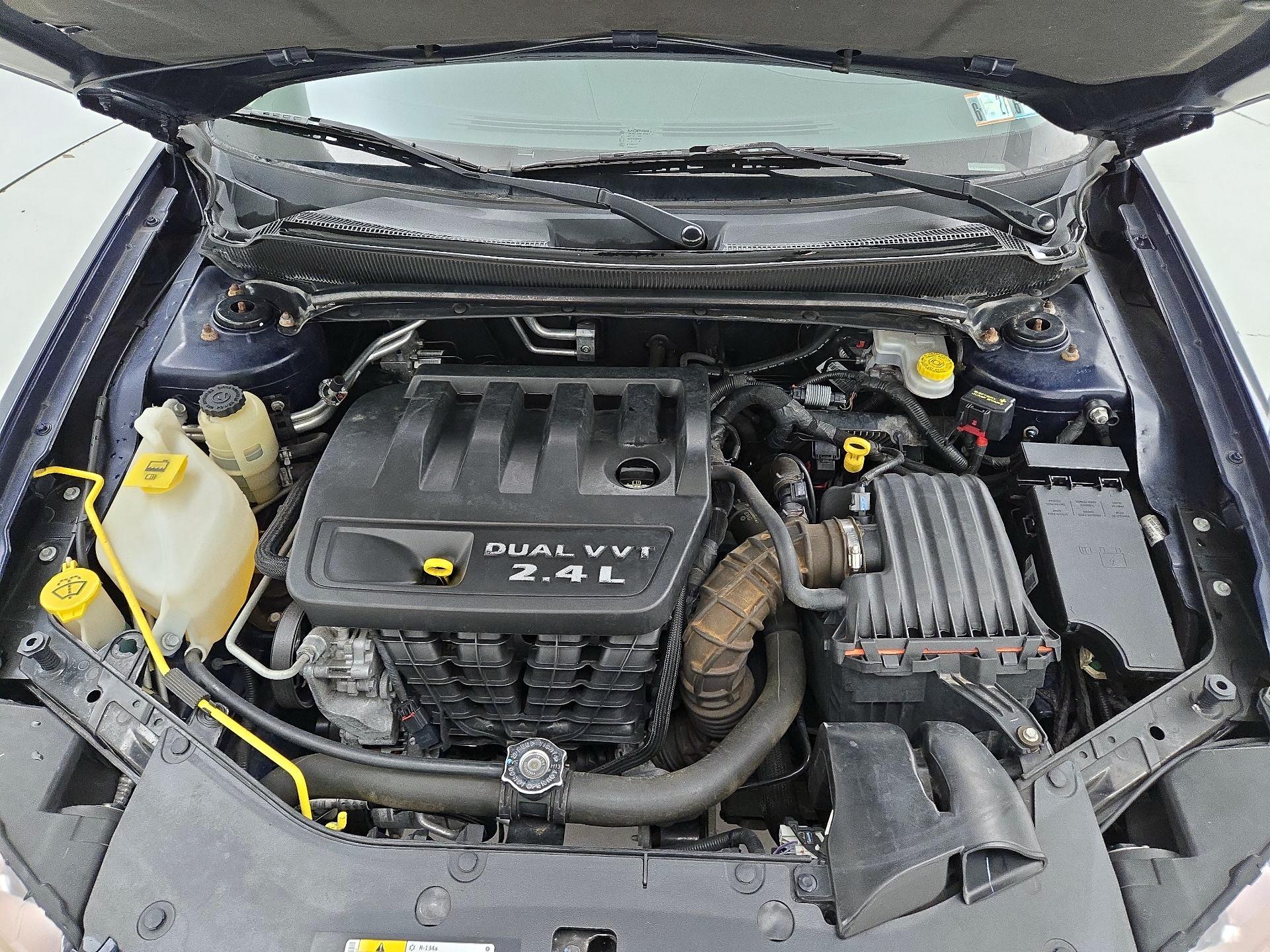 Thumbnail: 2014 Dodge Avenger - 19