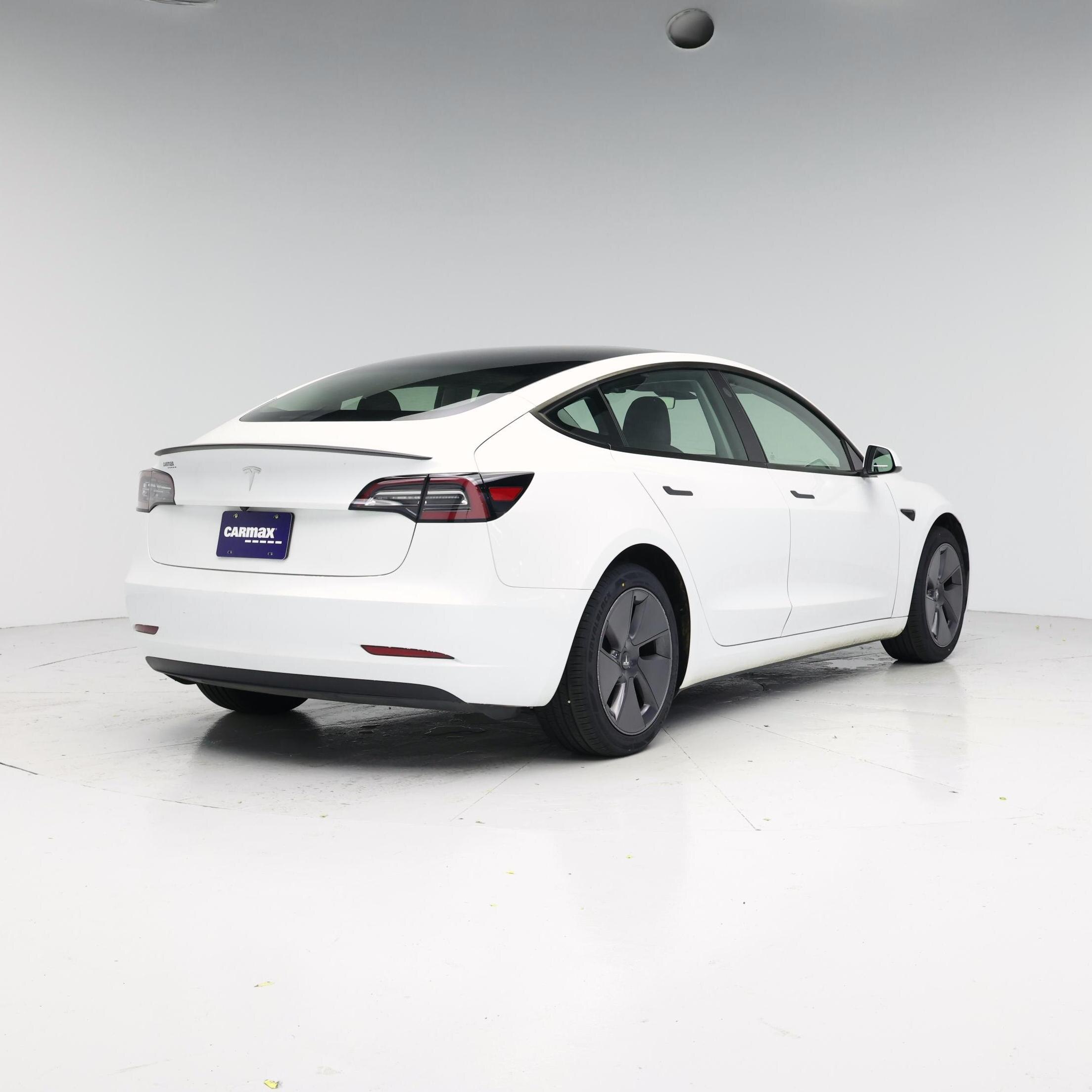 Thumbnail: 2023 Tesla Model 3 - 8