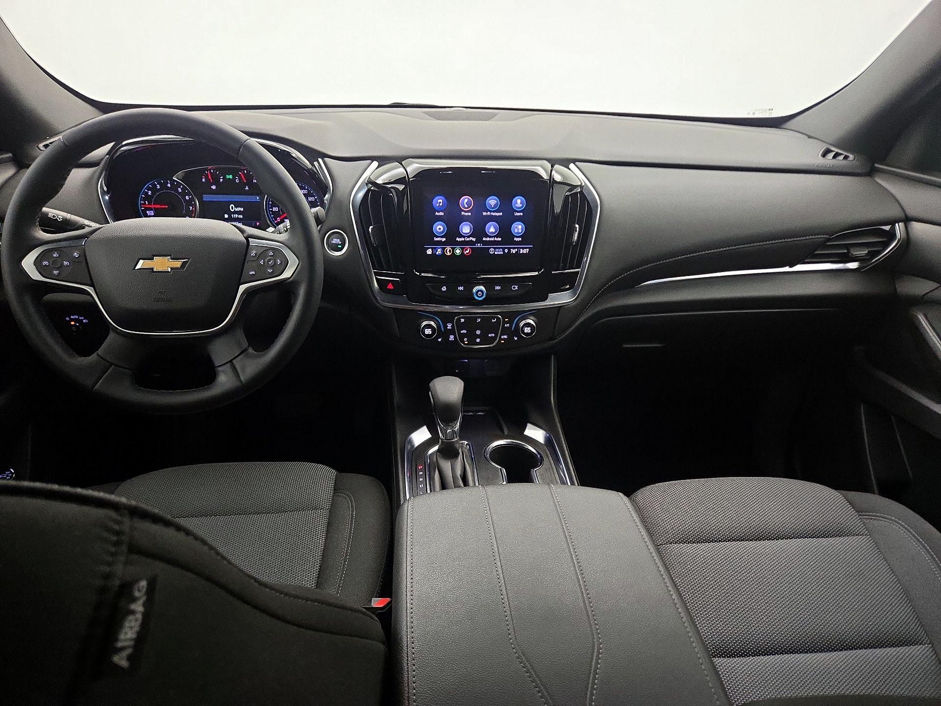 Thumbnail: 2023 Chevrolet Traverse - 9
