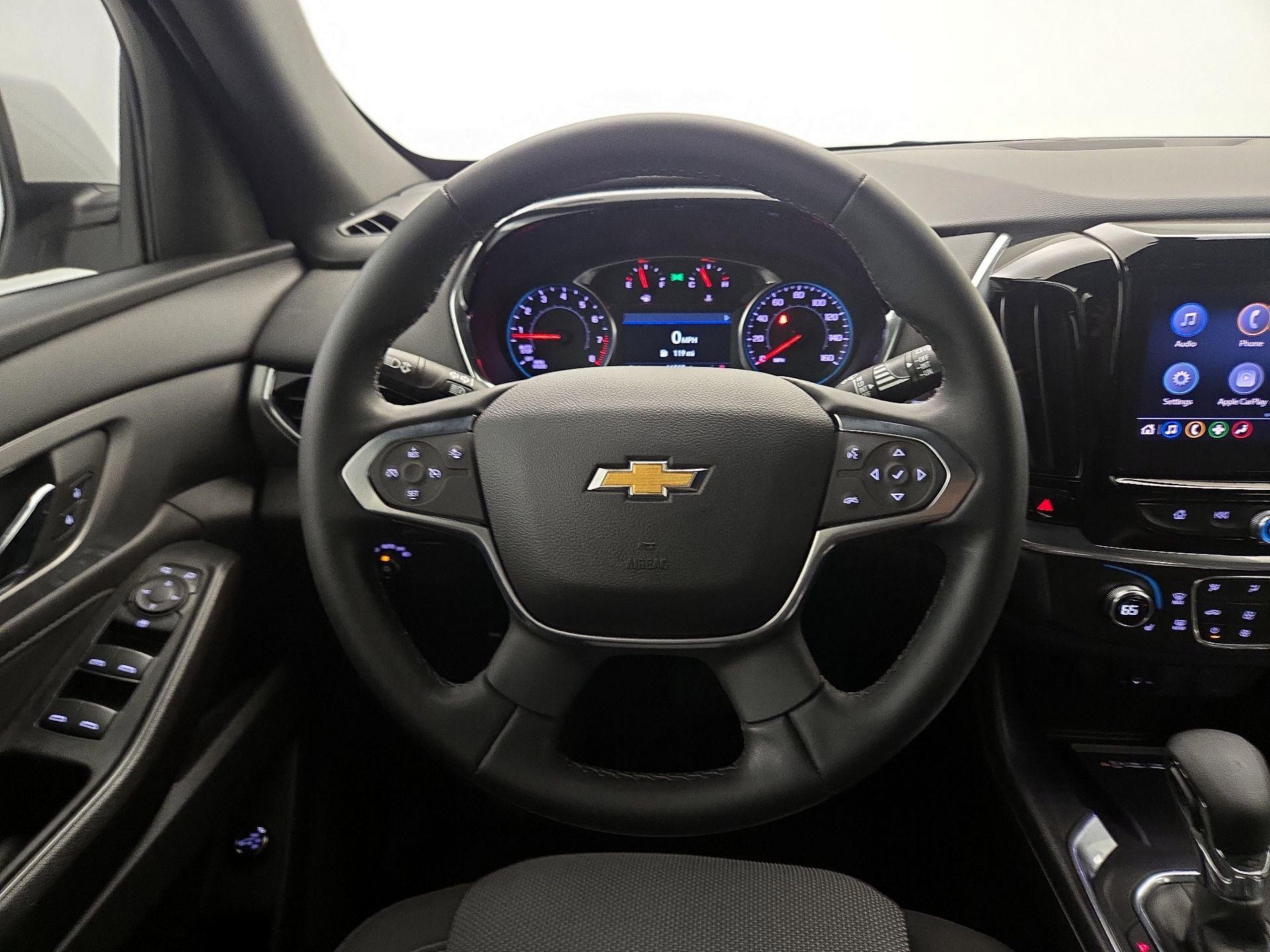 Thumbnail: 2023 Chevrolet Traverse - 10