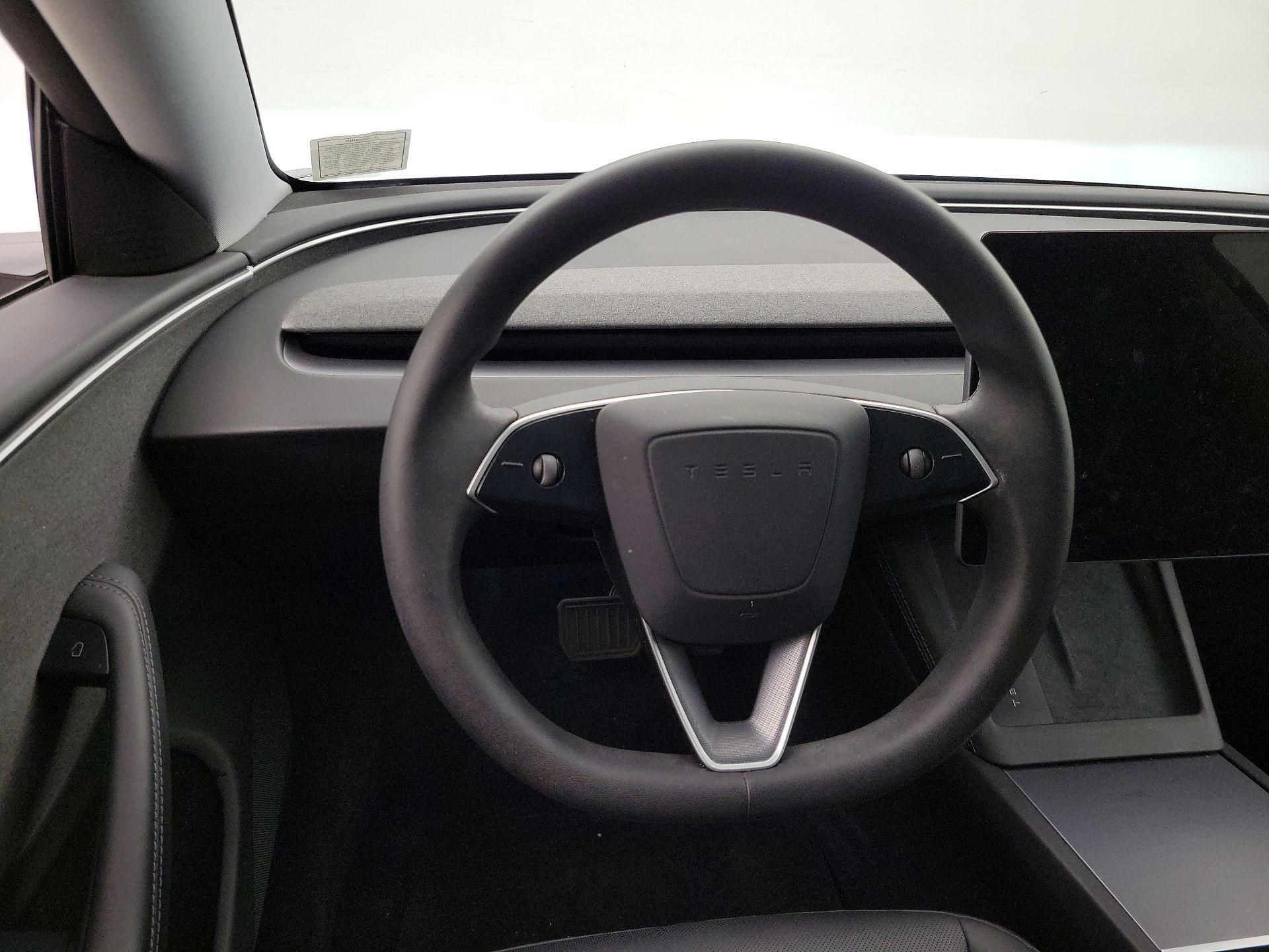 Thumbnail: 2024 Tesla Model 3 - 10
