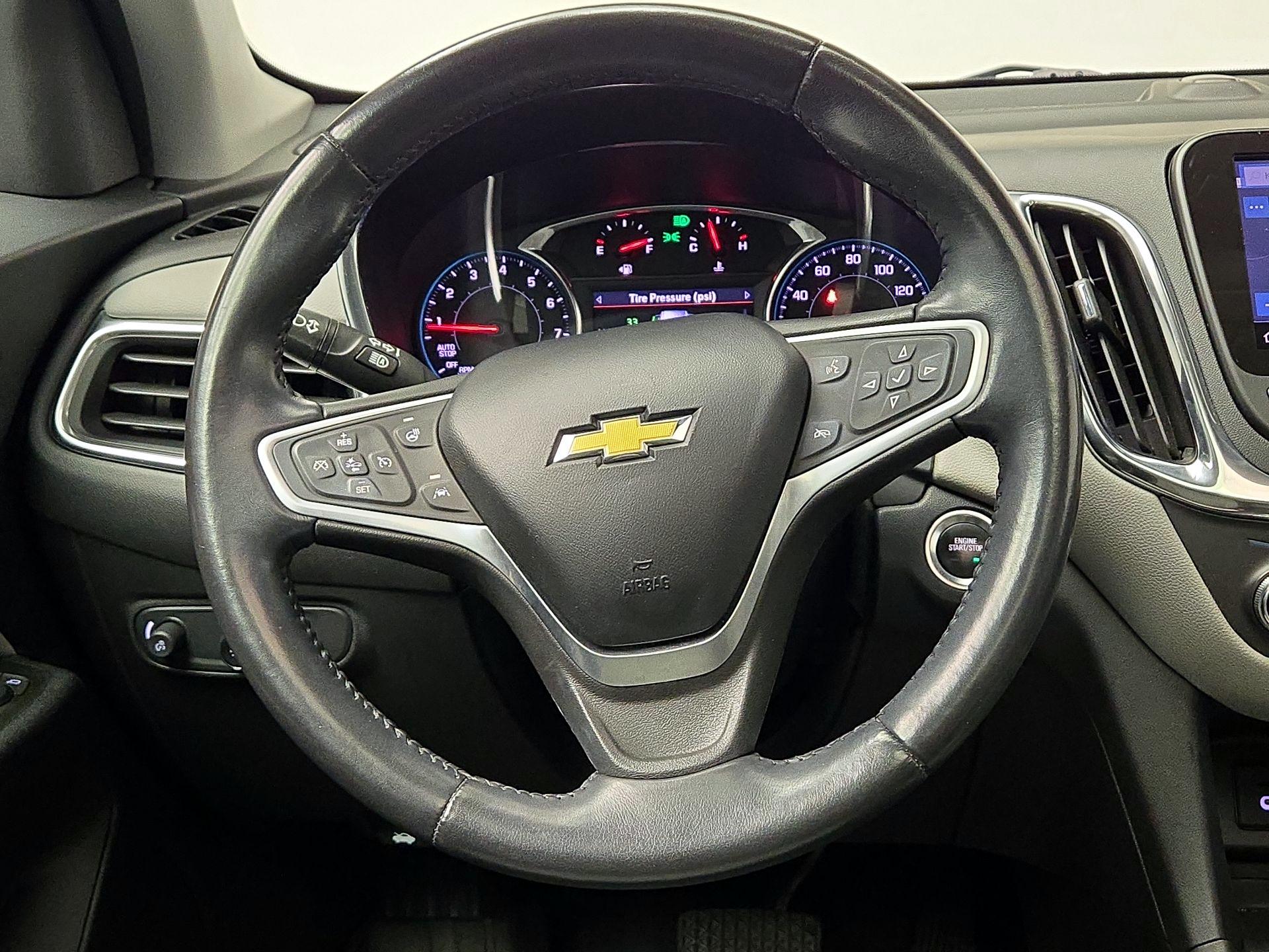Thumbnail: 2022 Chevrolet Equinox - 10