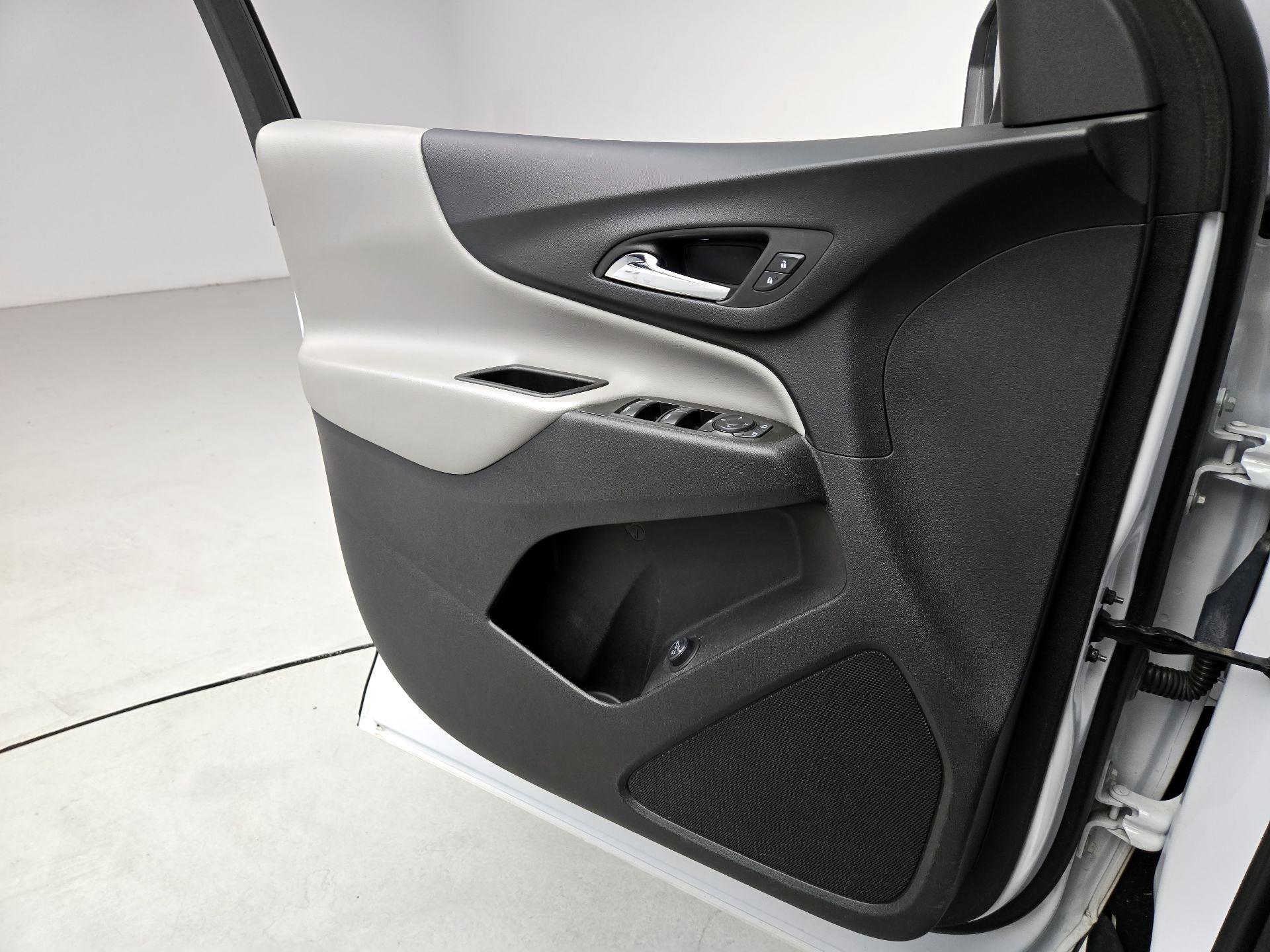 Thumbnail: 2022 Chevrolet Equinox - 12