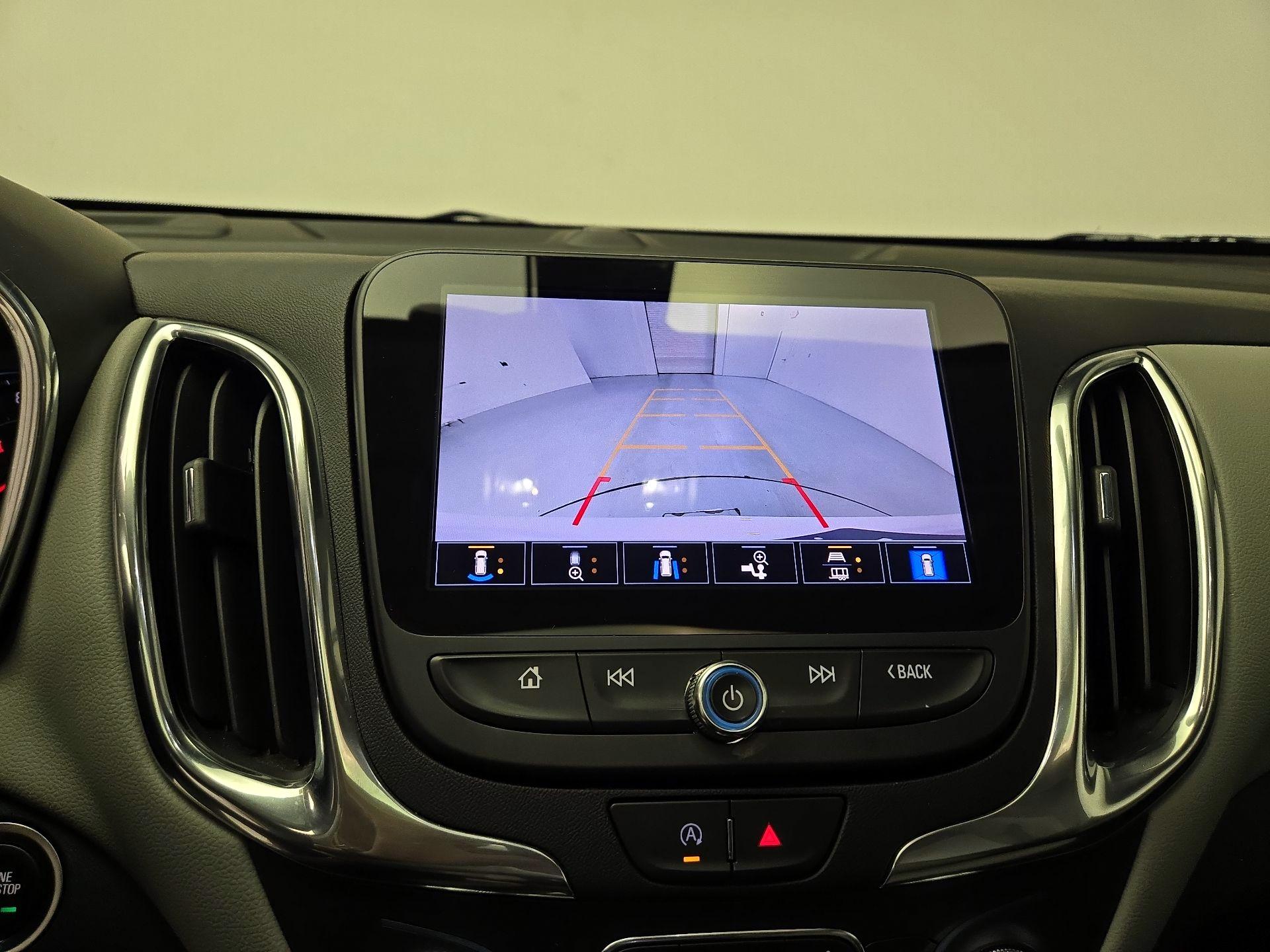 Thumbnail: 2022 Chevrolet Equinox - 15