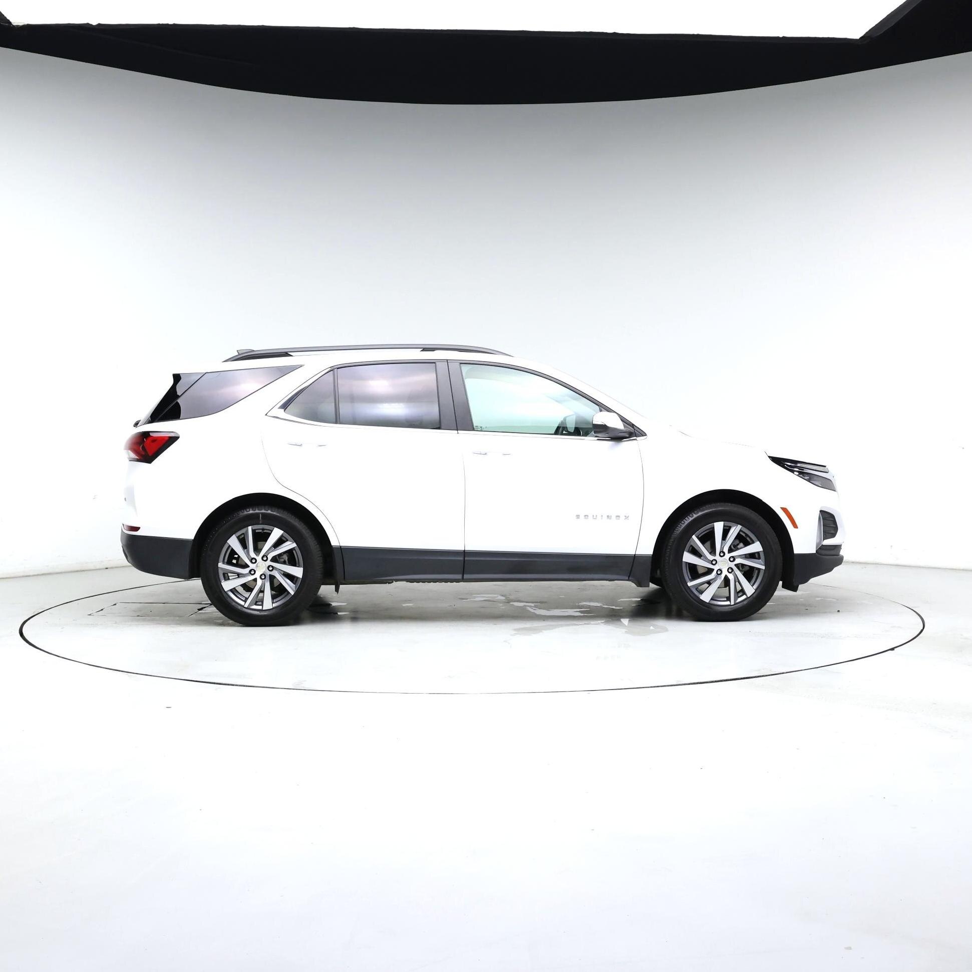 Thumbnail: 2022 Chevrolet Equinox - 7