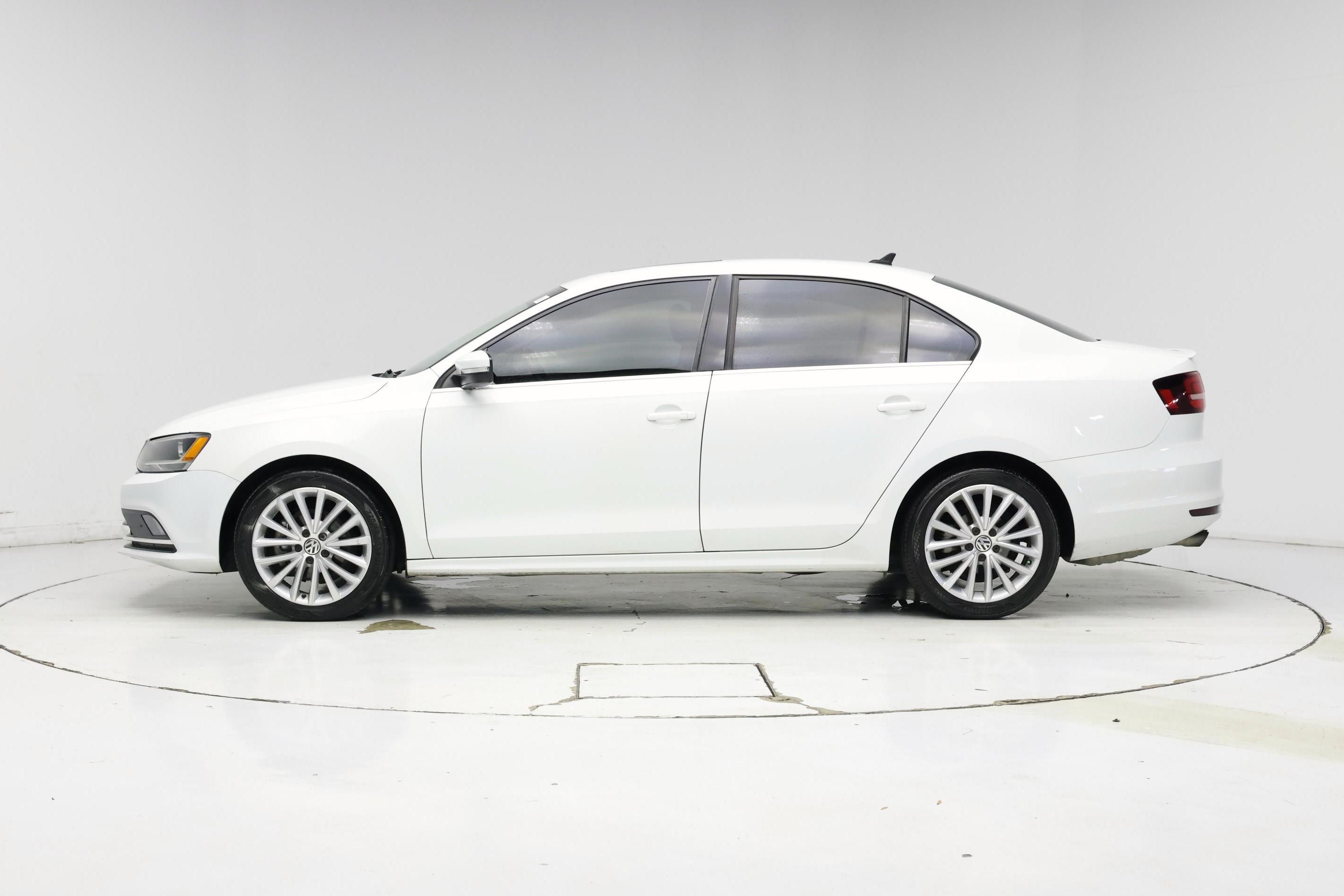 Thumbnail: 2016 Volkswagen Jetta - 3