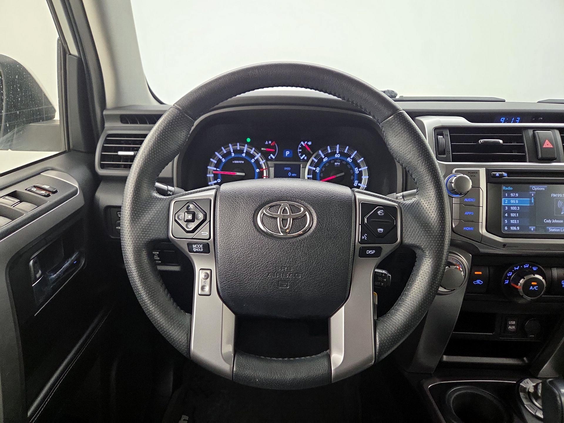 Thumbnail: 2018 Toyota 4Runner - 10