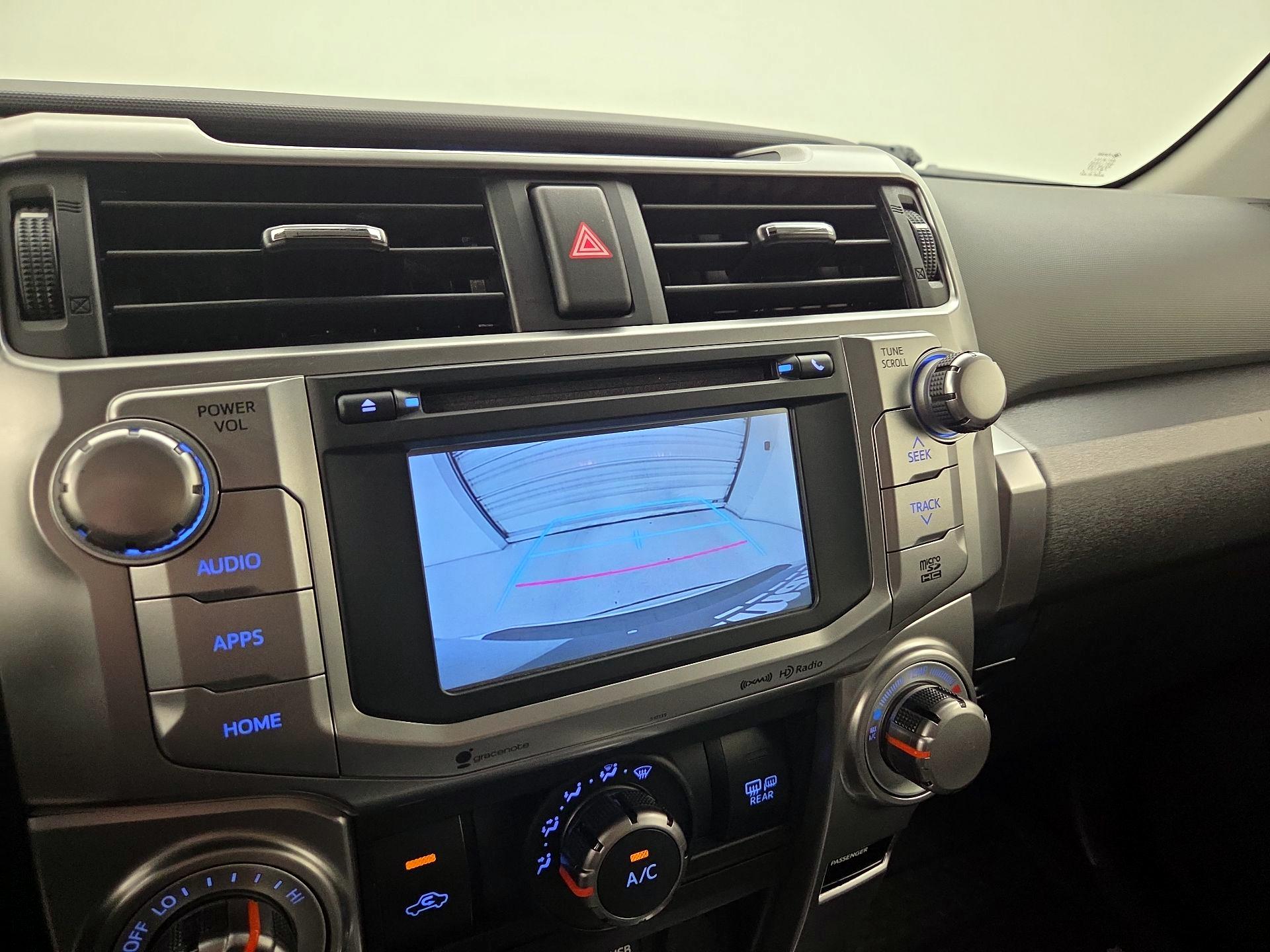 Thumbnail: 2018 Toyota 4Runner - 14
