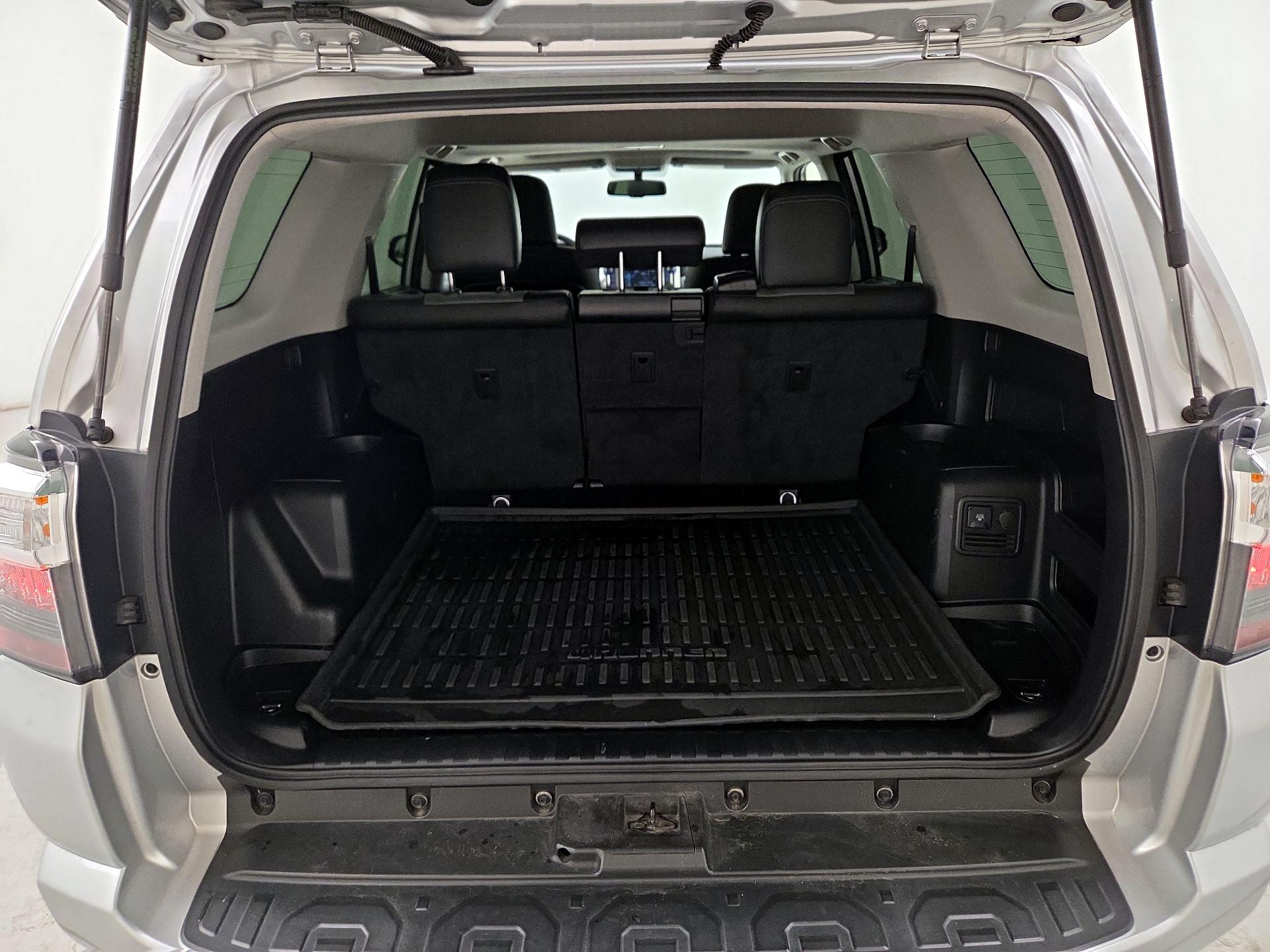 Thumbnail: 2018 Toyota 4Runner - 20