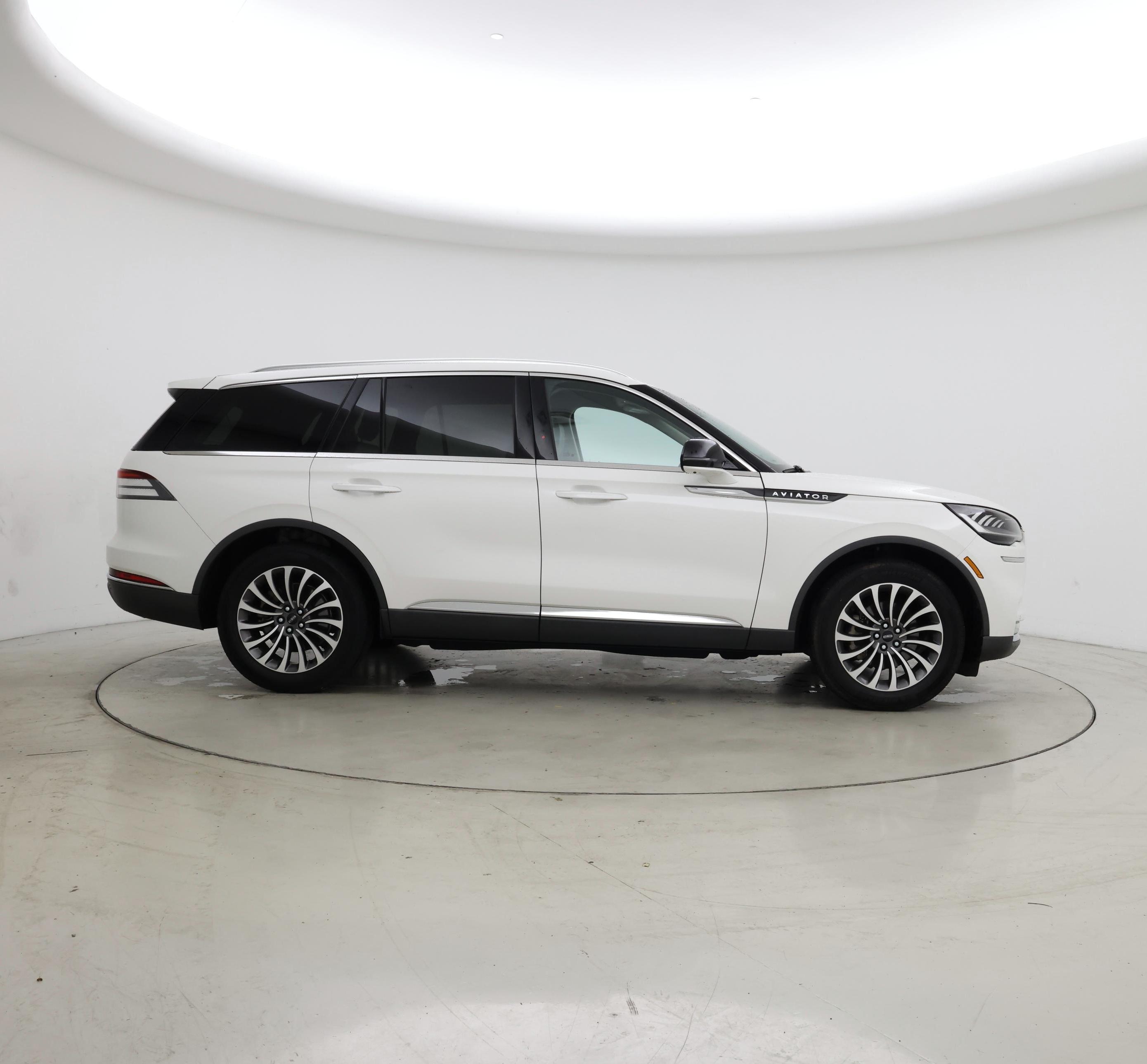 Thumbnail: 2020 Lincoln Aviator - 7