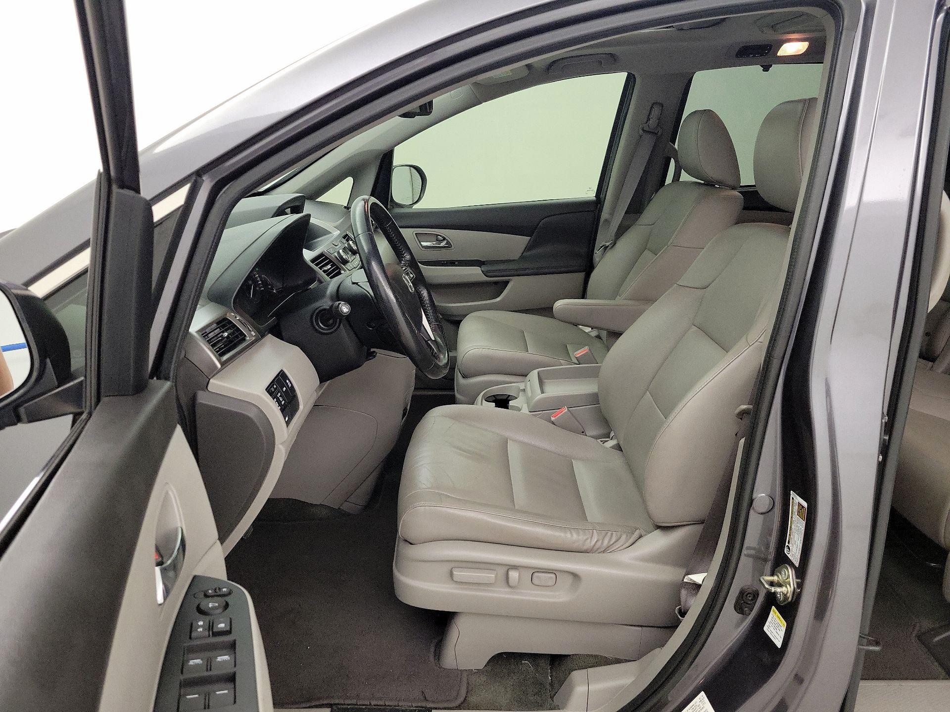 Thumbnail: 2016 Honda Odyssey - 11