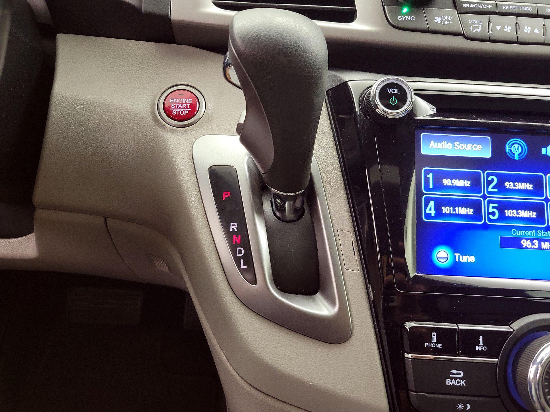 Thumbnail: 2016 Honda Odyssey - 17