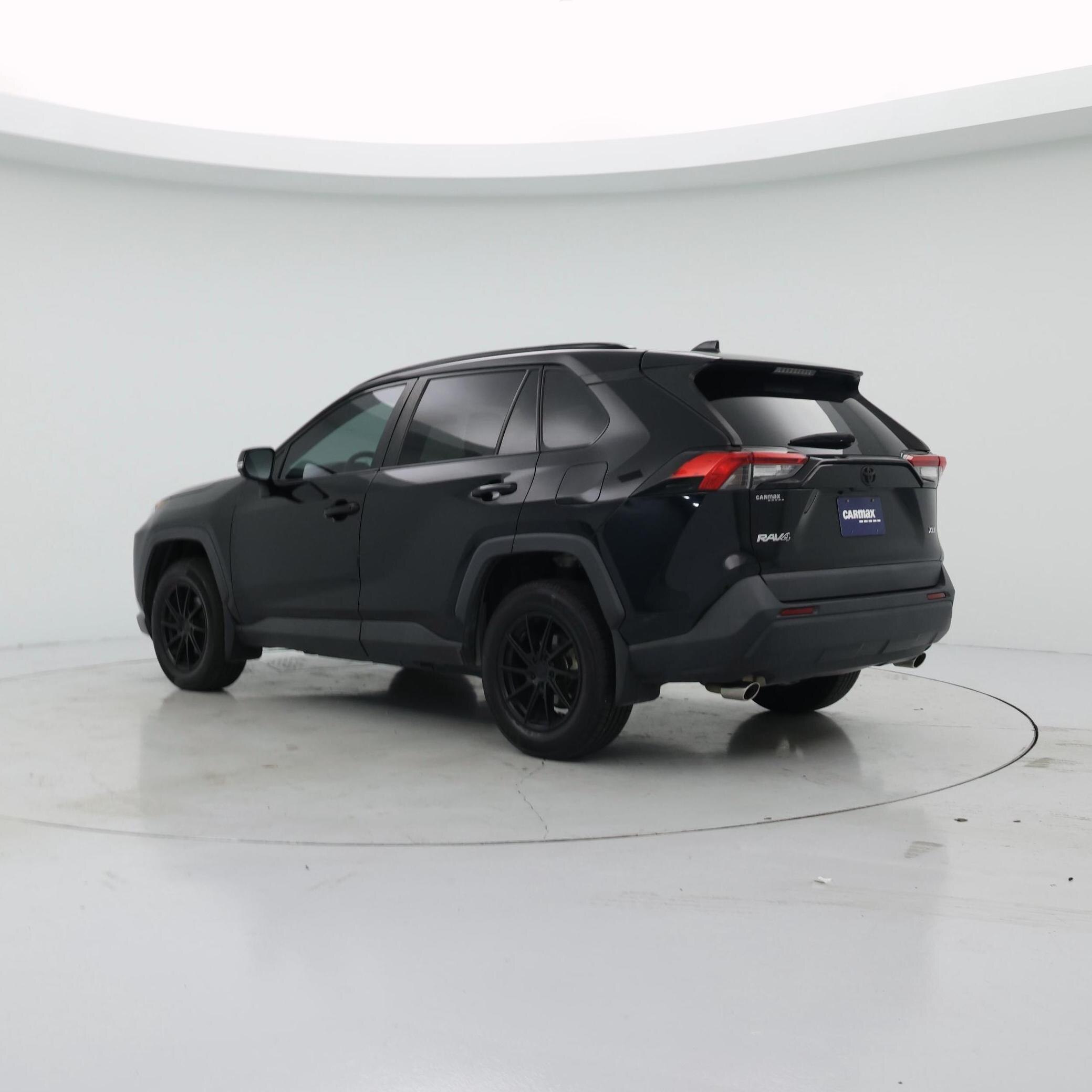 Thumbnail: 2021 Toyota RAV4 - 2
