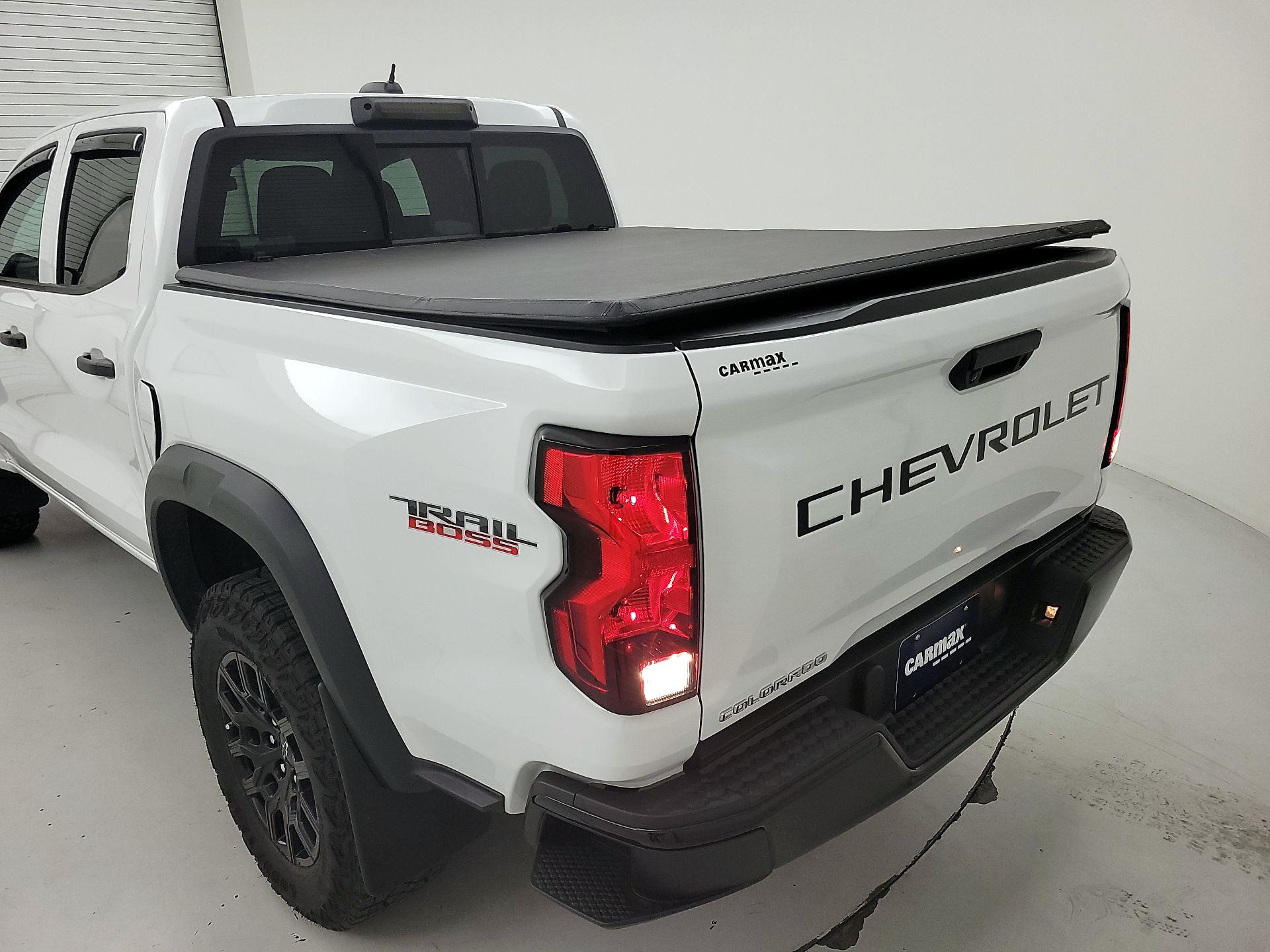 Thumbnail: 2024 Chevrolet Colorado - 20