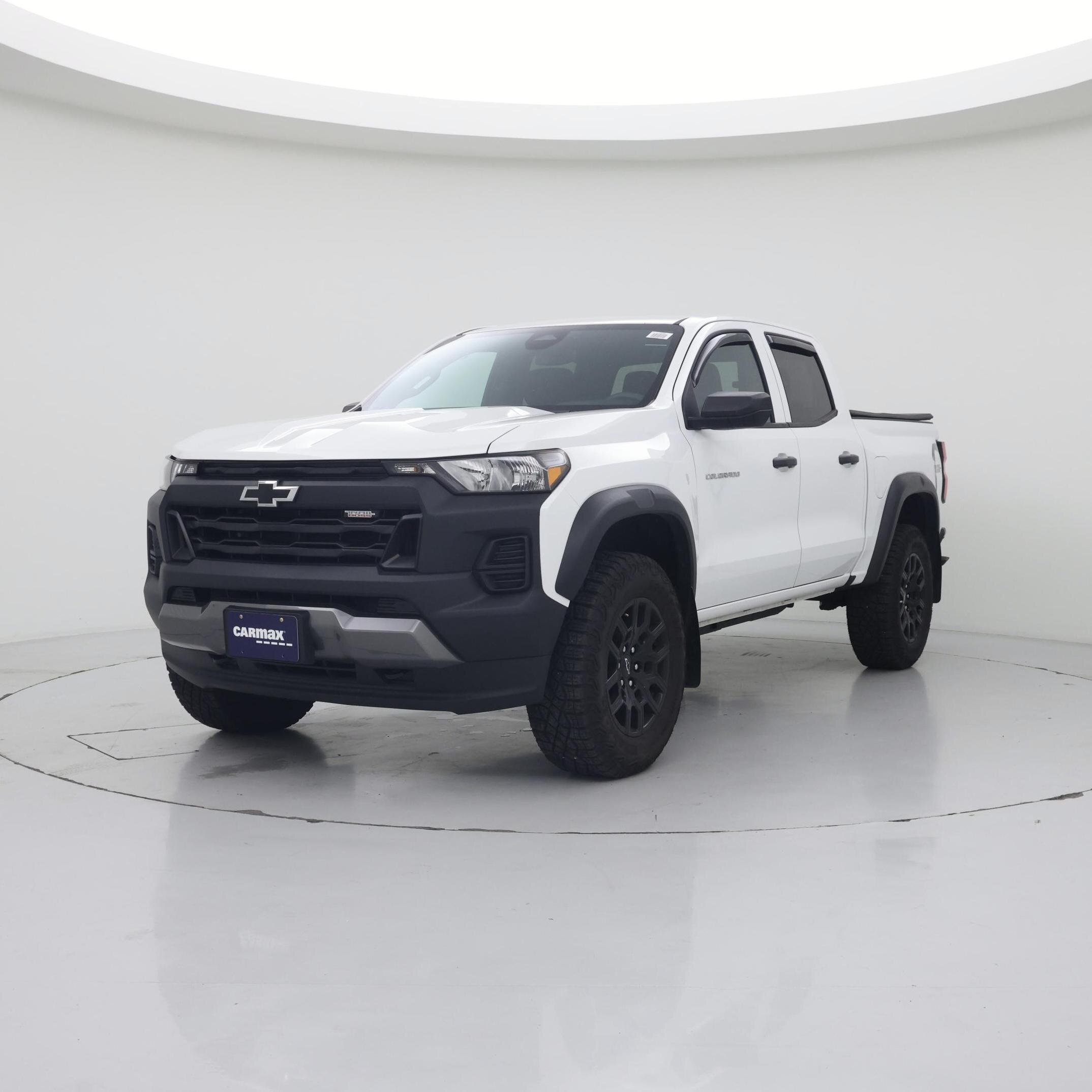 Thumbnail: 2024 Chevrolet Colorado - 4
