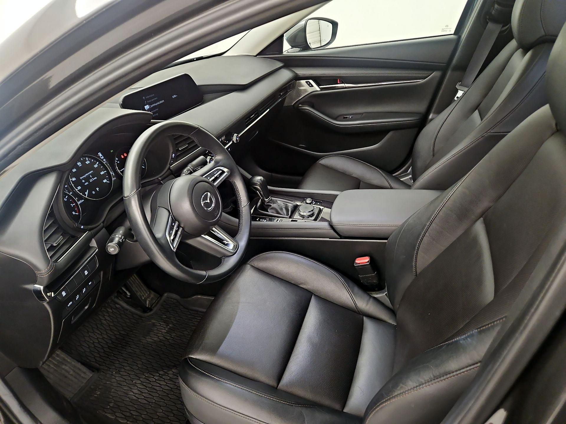 Thumbnail: 2021 Mazda Mazda3 - 11