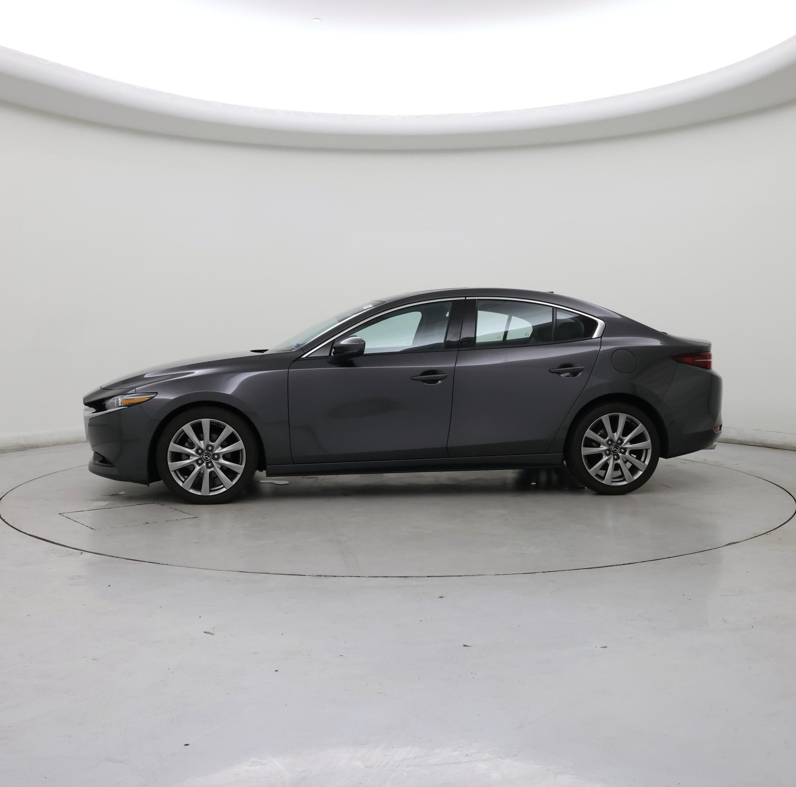 Thumbnail: 2021 Mazda Mazda3 - 3