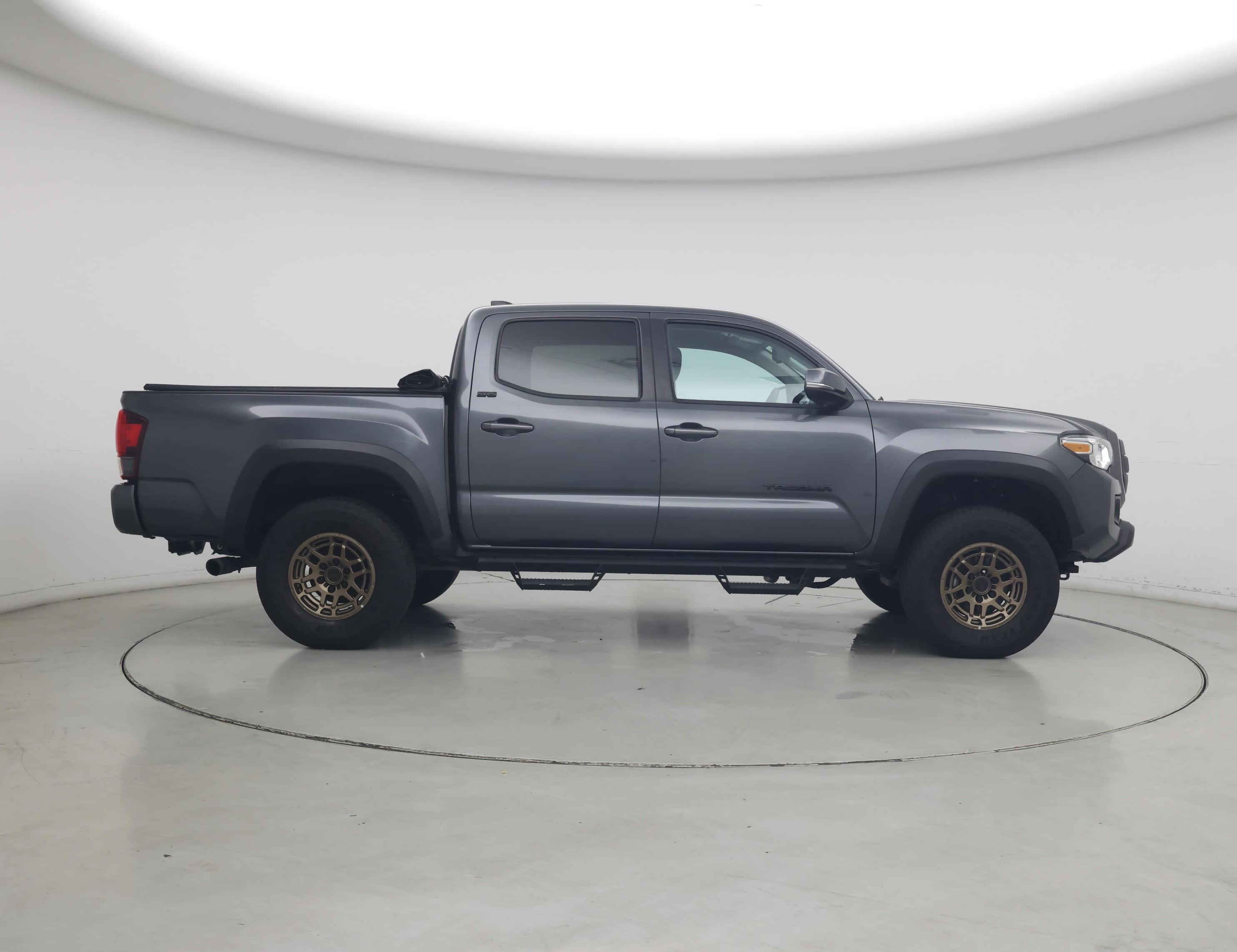 Thumbnail: 2023 Toyota Tacoma - 7