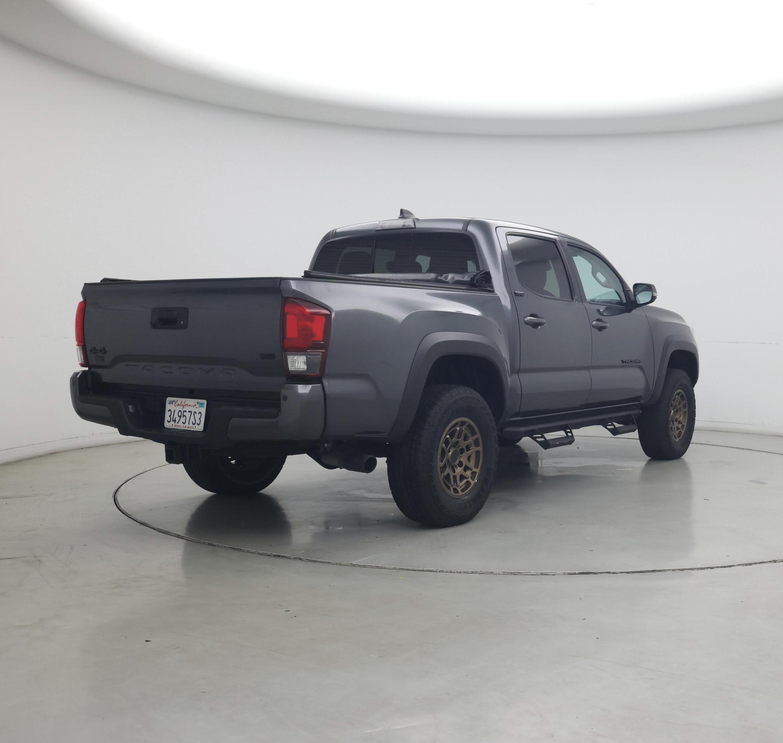 Thumbnail: 2023 Toyota Tacoma - 8