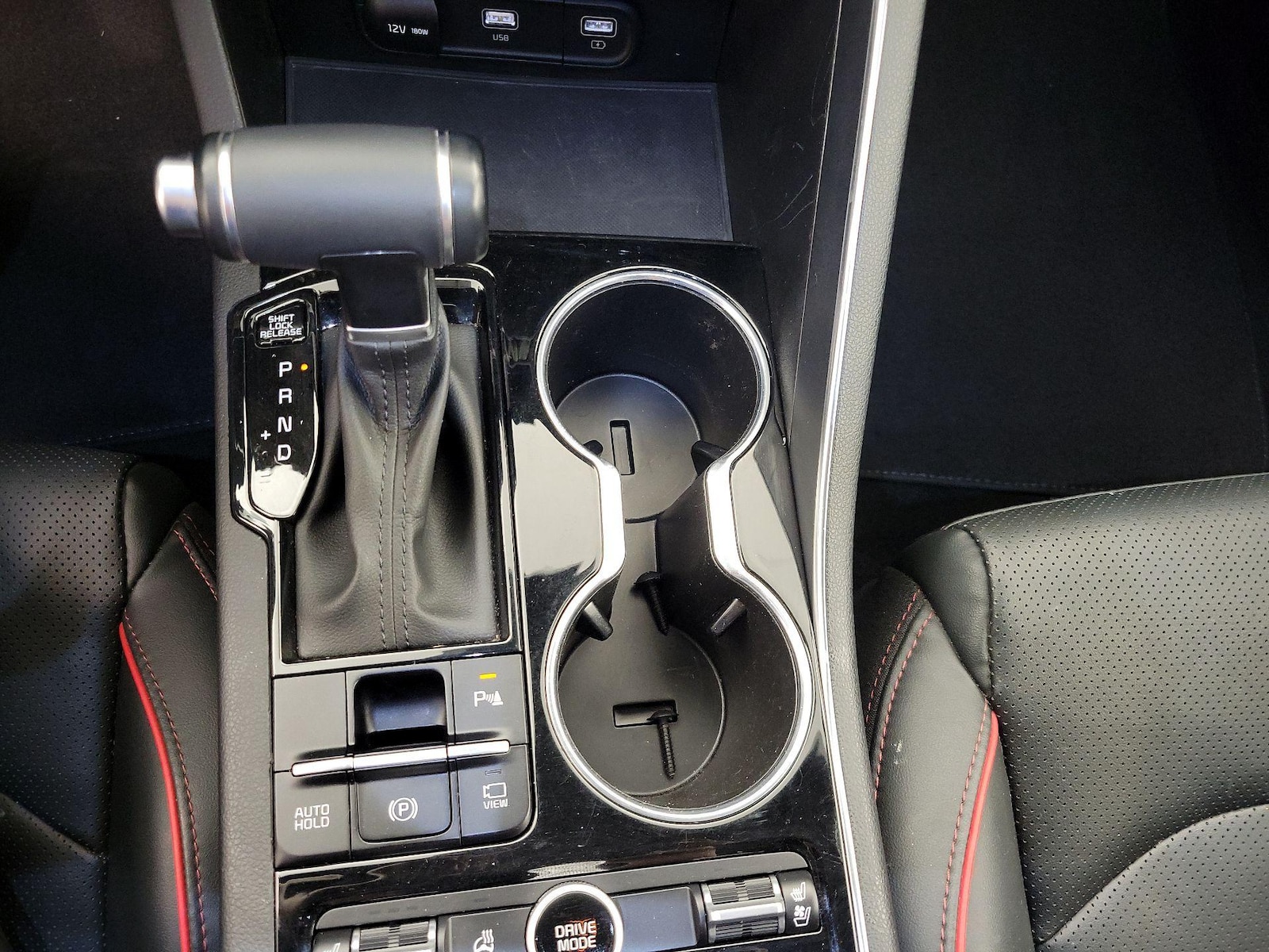 2024 Kia K5 GT - Photo 18