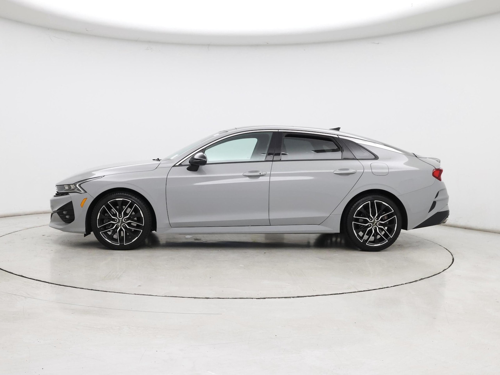 2024 Kia K5 GT - Photo 4