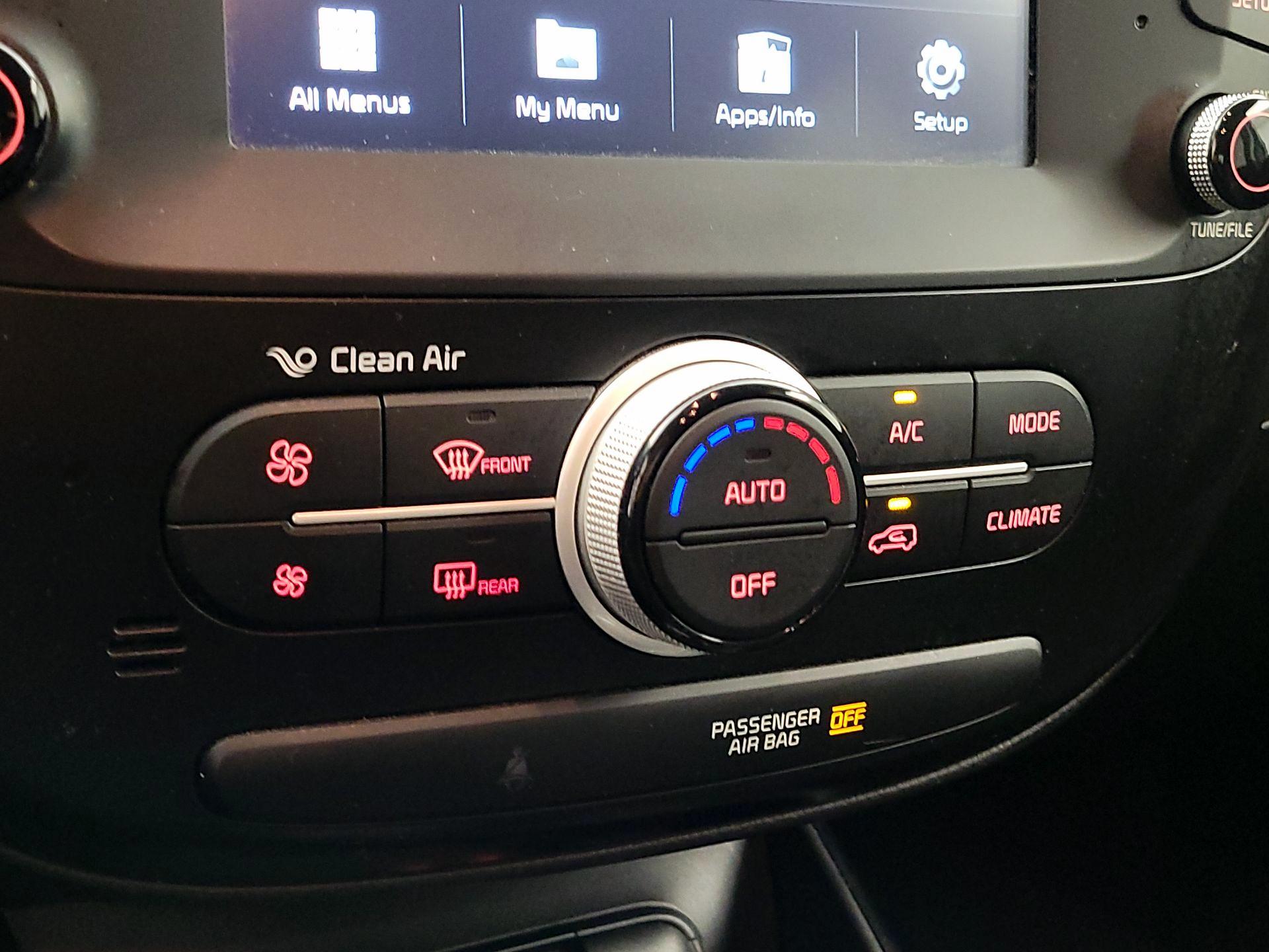 Thumbnail: 2019 Kia Soul - 14