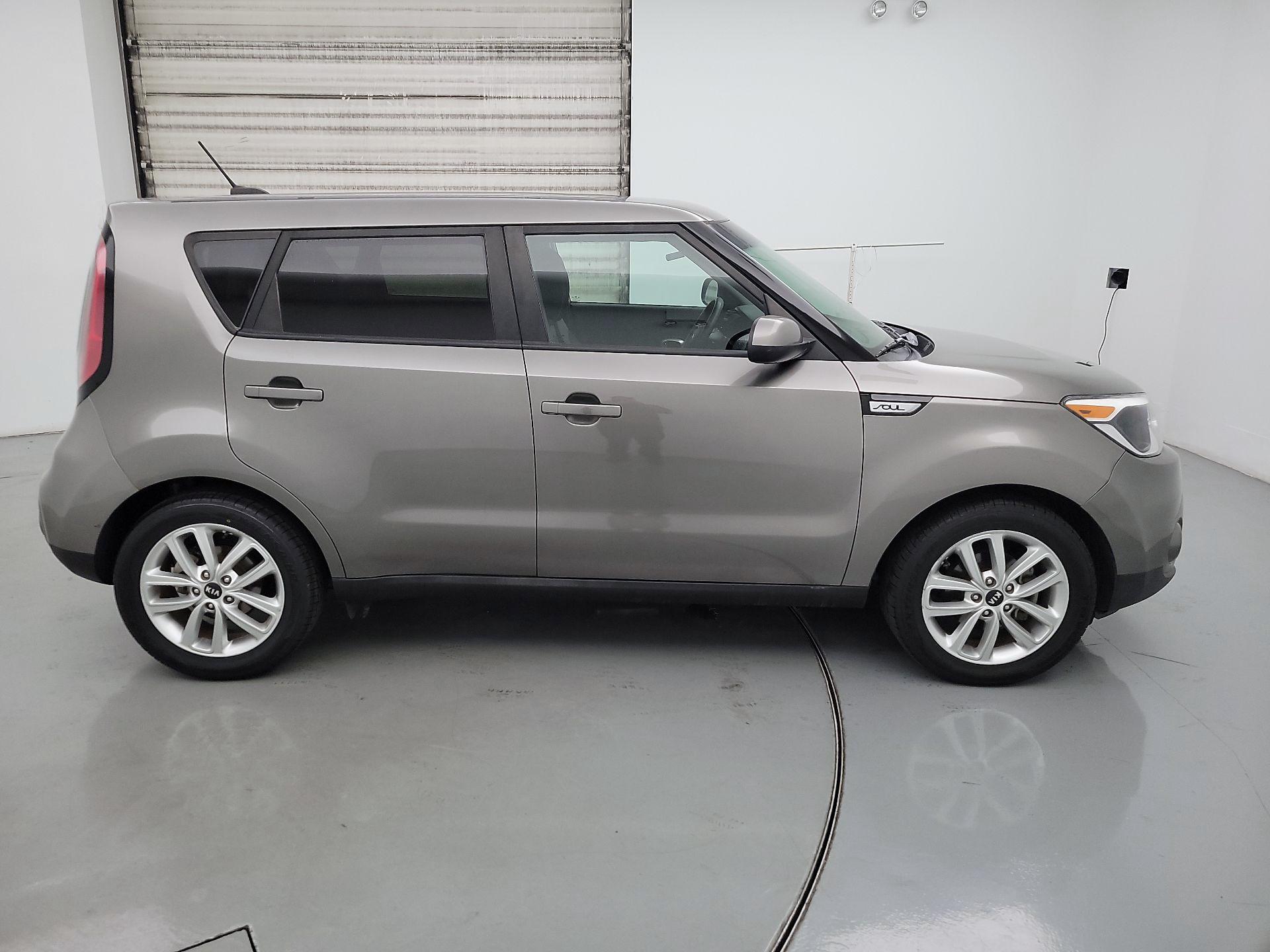 Thumbnail: 2019 Kia Soul - 4
