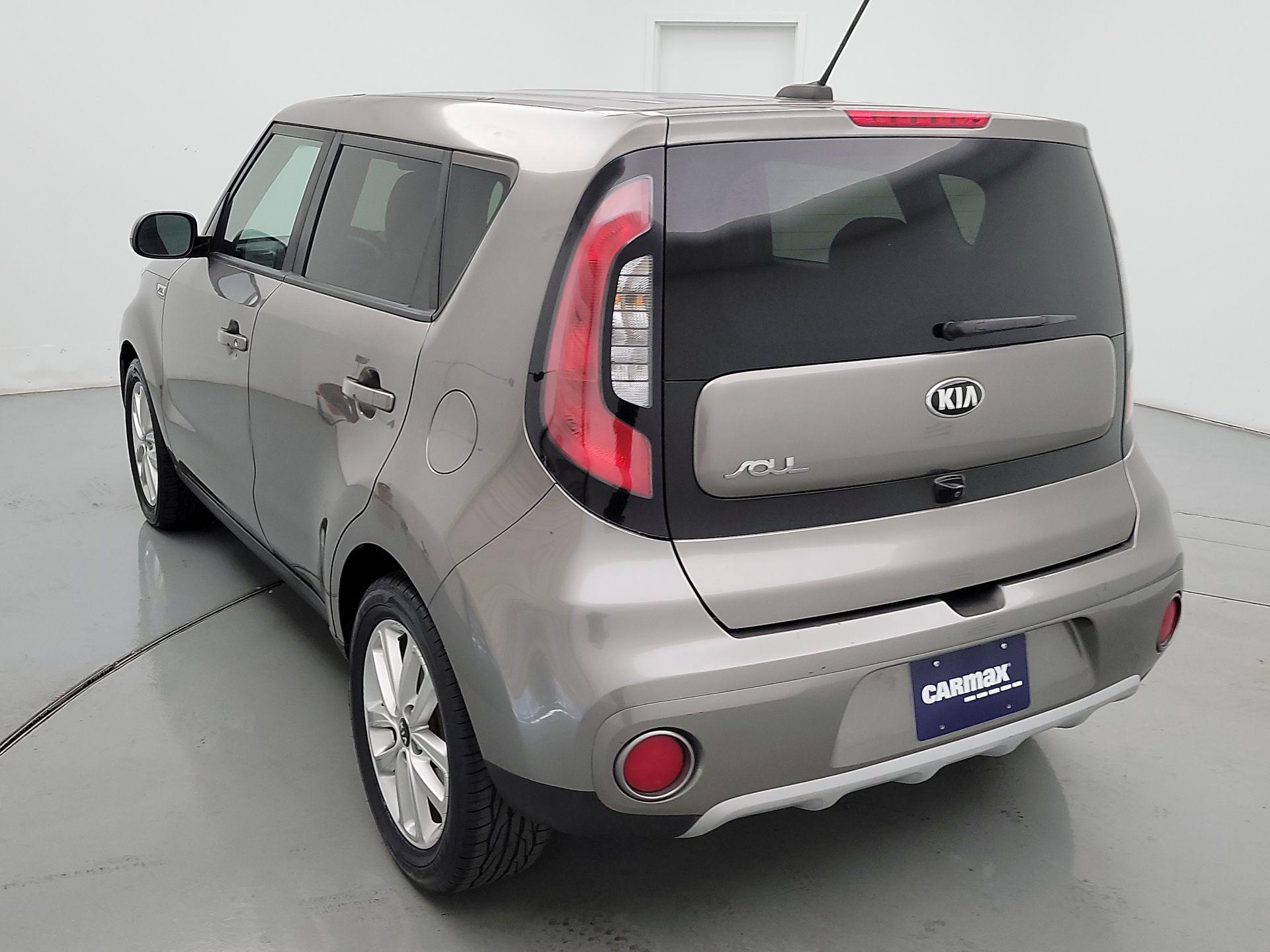 Thumbnail: 2019 Kia Soul - 7