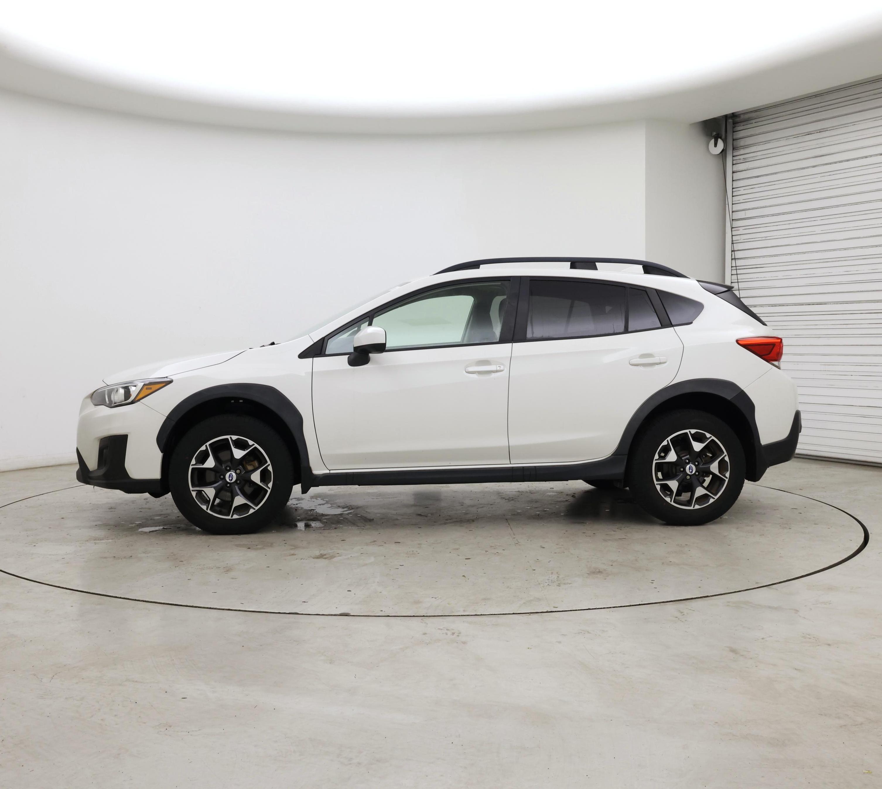 Thumbnail: 2018 Subaru Crosstrek - 3