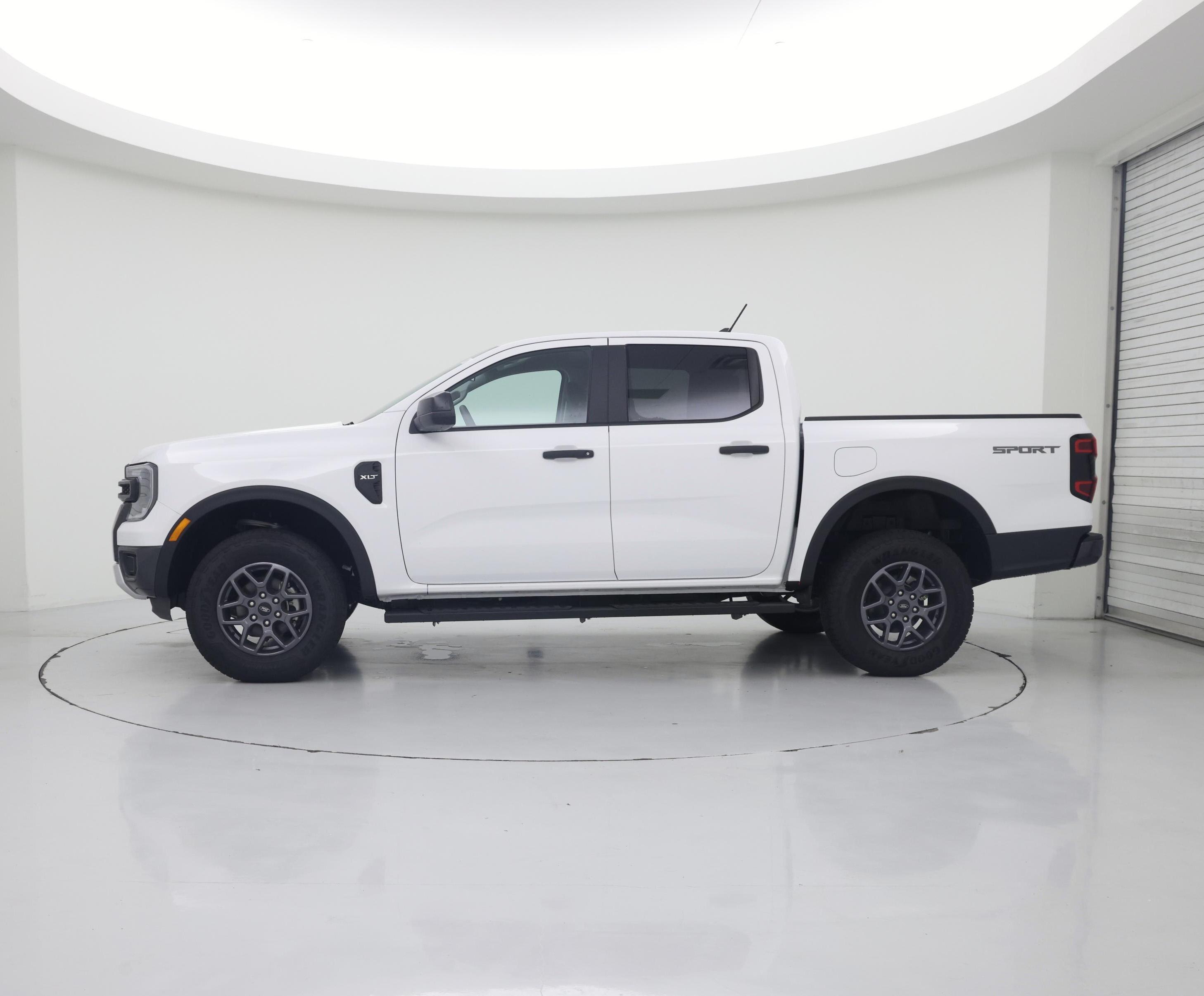 Thumbnail: 2025 Ford Ranger - 3