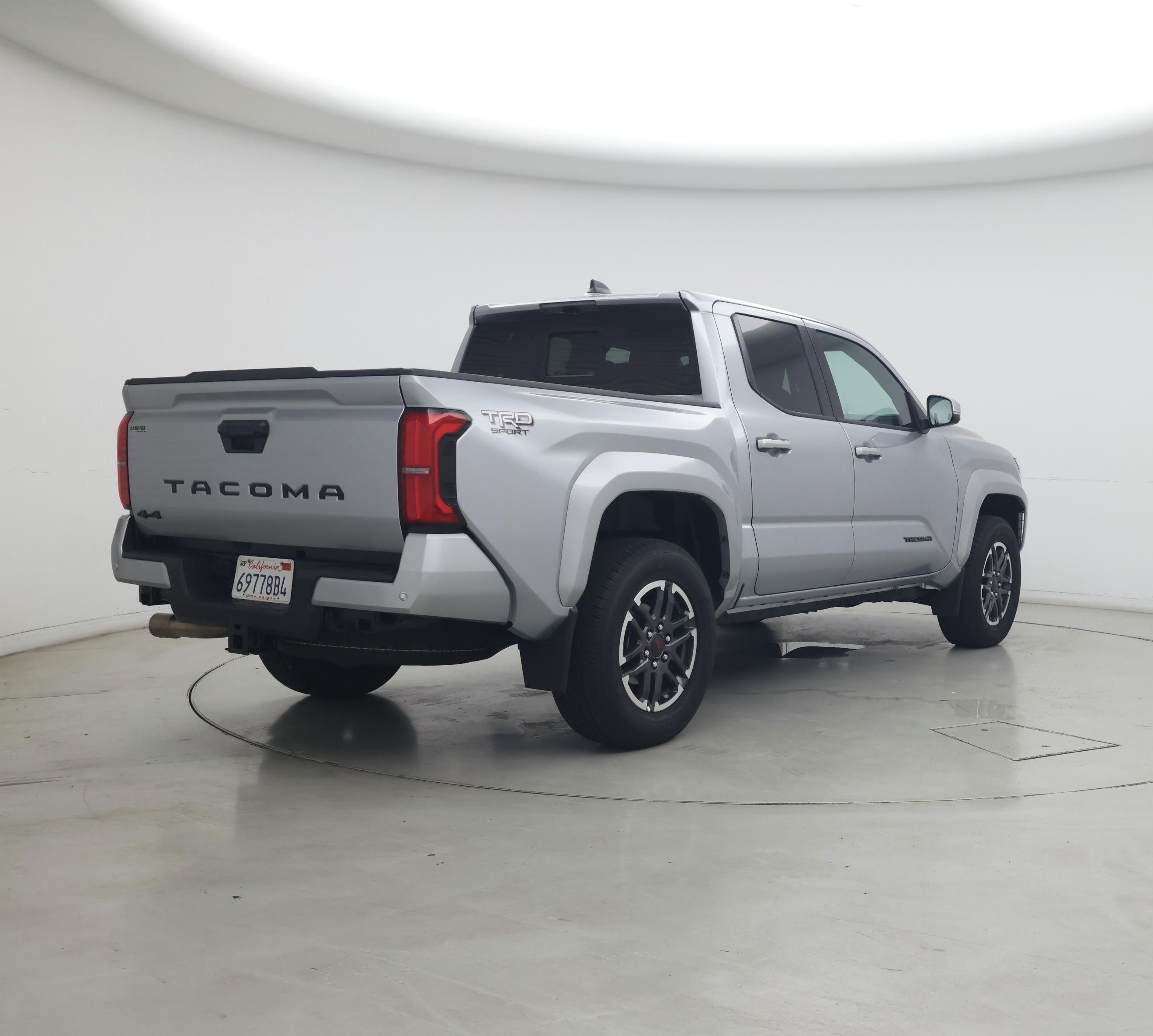 Thumbnail: 2024 Toyota Tacoma - 8