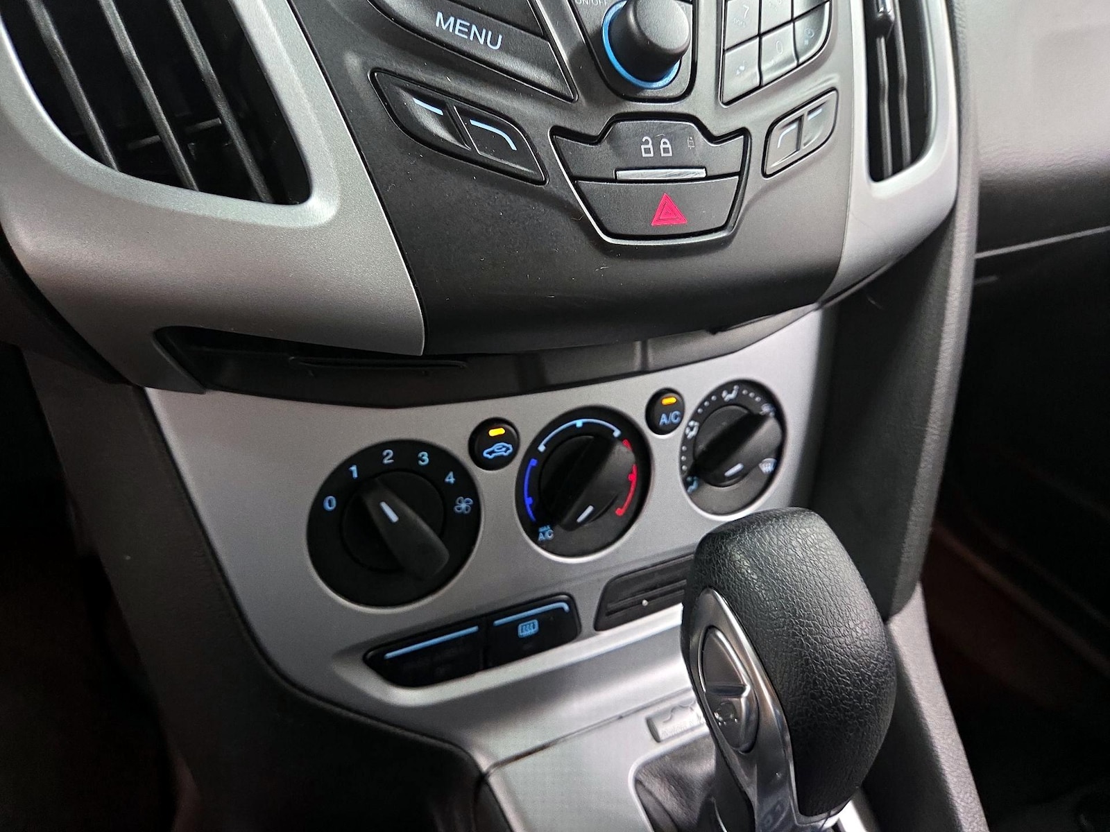 2014 Ford Focus SE - Photo 15