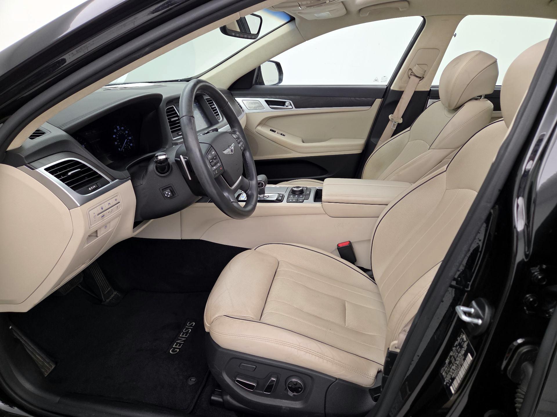 Thumbnail: 2018 Genesis G80 - 11