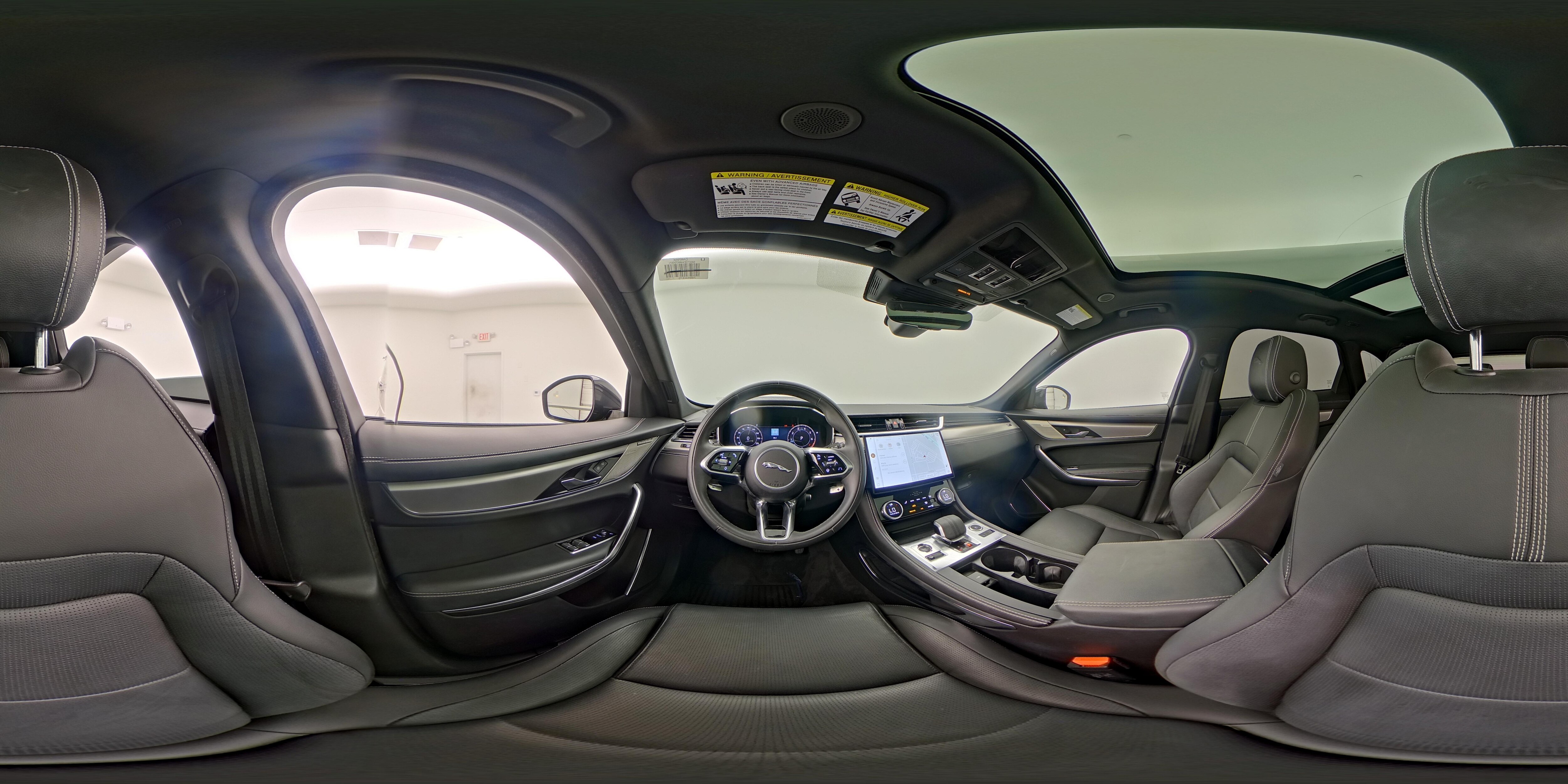 2024 Jaguar F-PACE R-Dynamic S - Photo 28