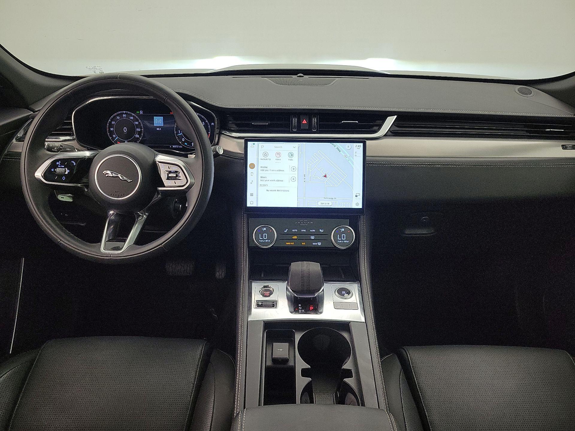 Thumbnail: 2024 Jaguar F-Pace - 9