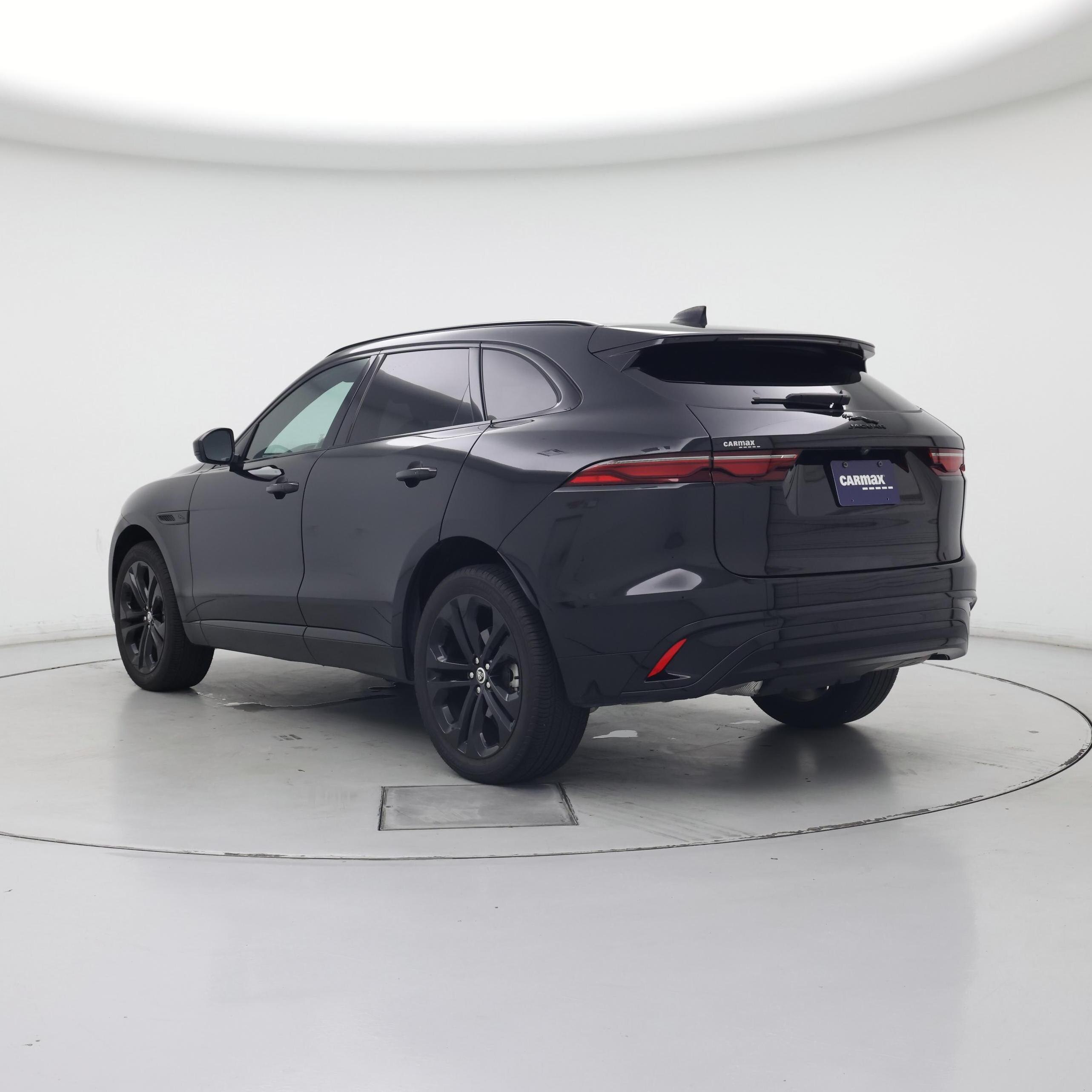 Thumbnail: 2024 Jaguar F-Pace - 2