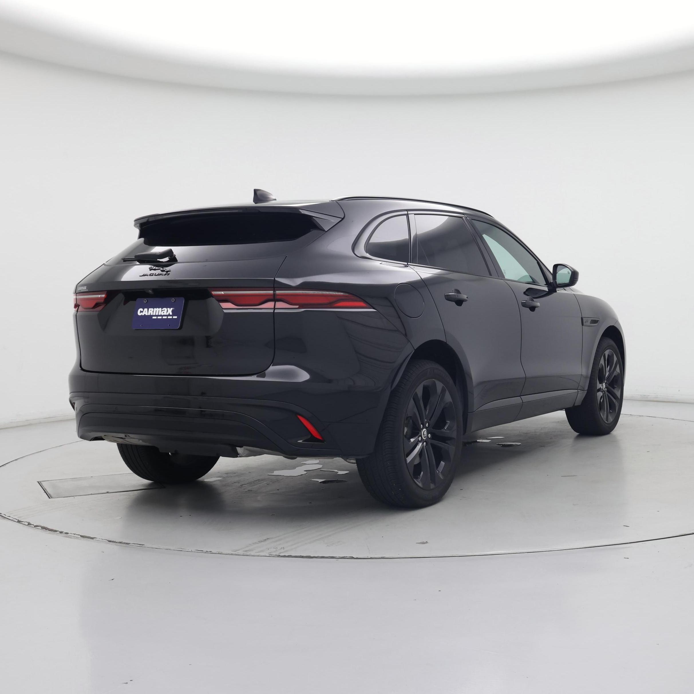 Thumbnail: 2024 Jaguar F-Pace - 8