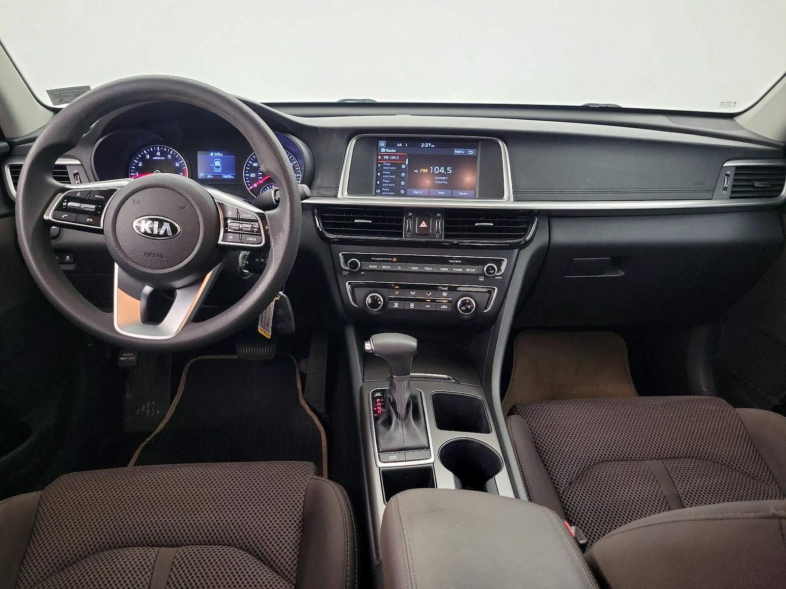 2020 Kia Optima LX - Photo 10