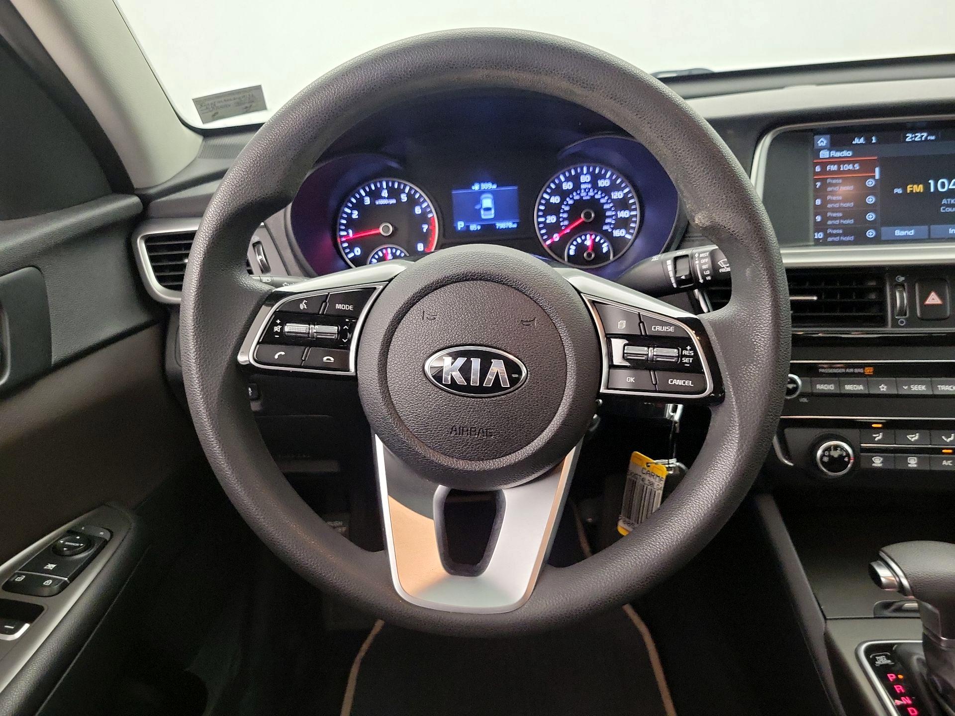 Thumbnail: 2020 Kia Optima - 10