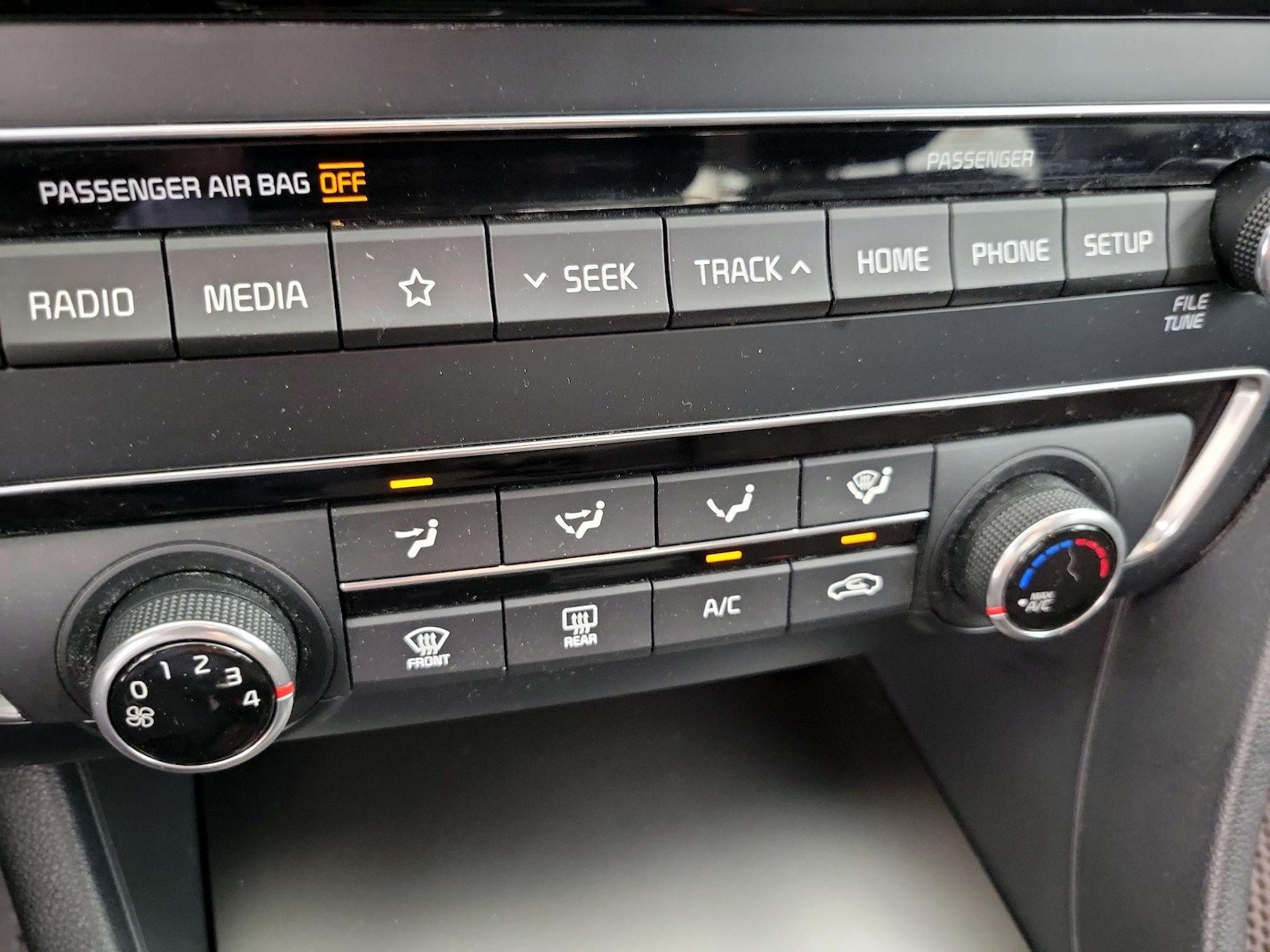 2020 Kia Optima LX - Photo 17