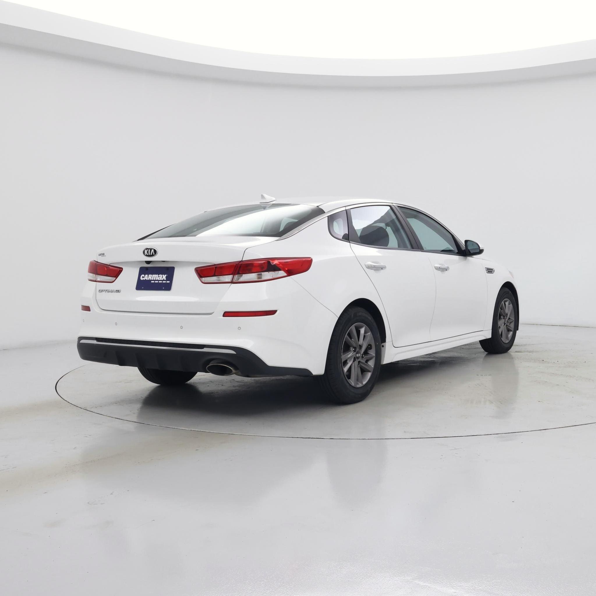 Thumbnail: 2020 Kia Optima - 8