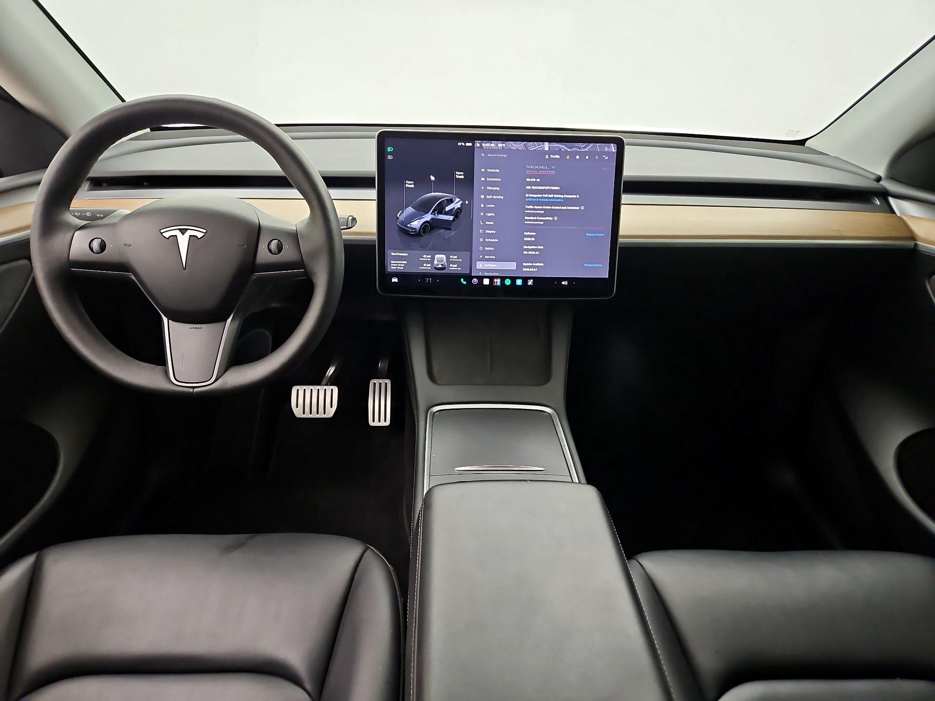 Thumbnail: 2023 Tesla Model Y - 9