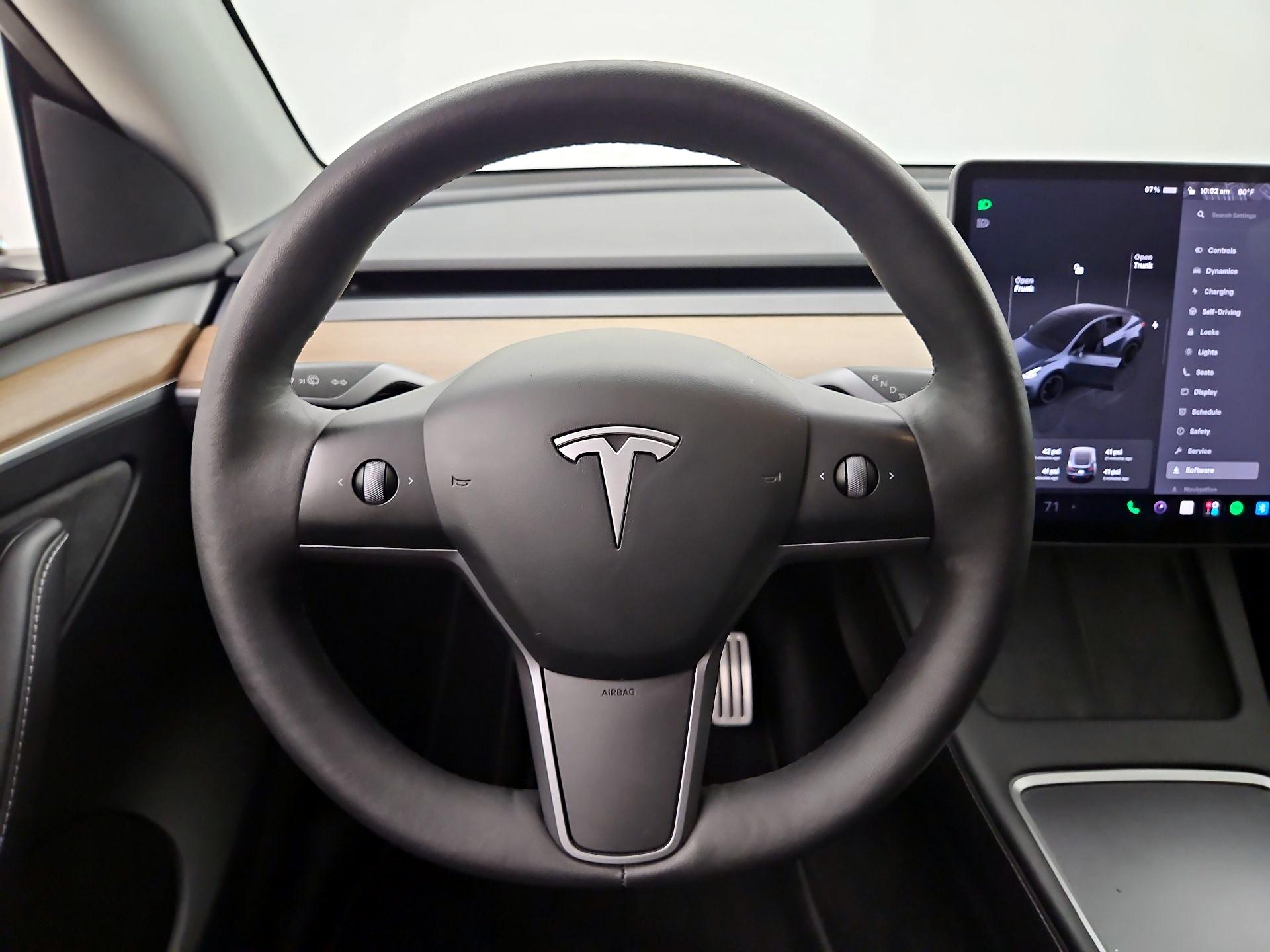 Thumbnail: 2023 Tesla Model Y - 10