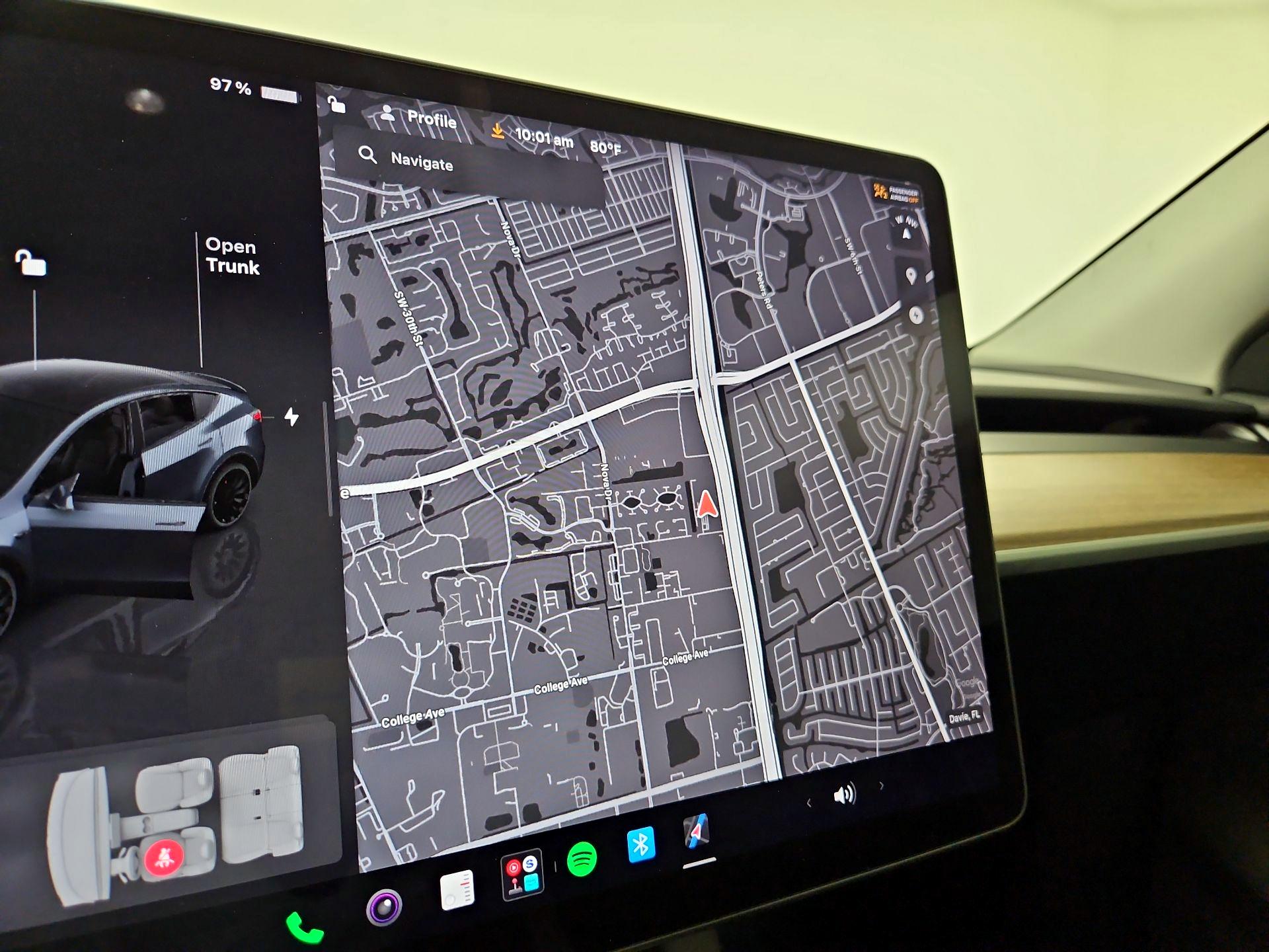Thumbnail: 2023 Tesla Model Y - 14