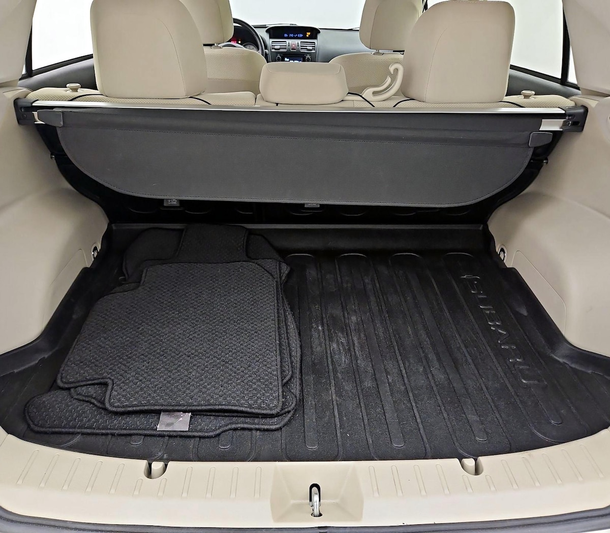 Trunk/Cargo (Seats Up)