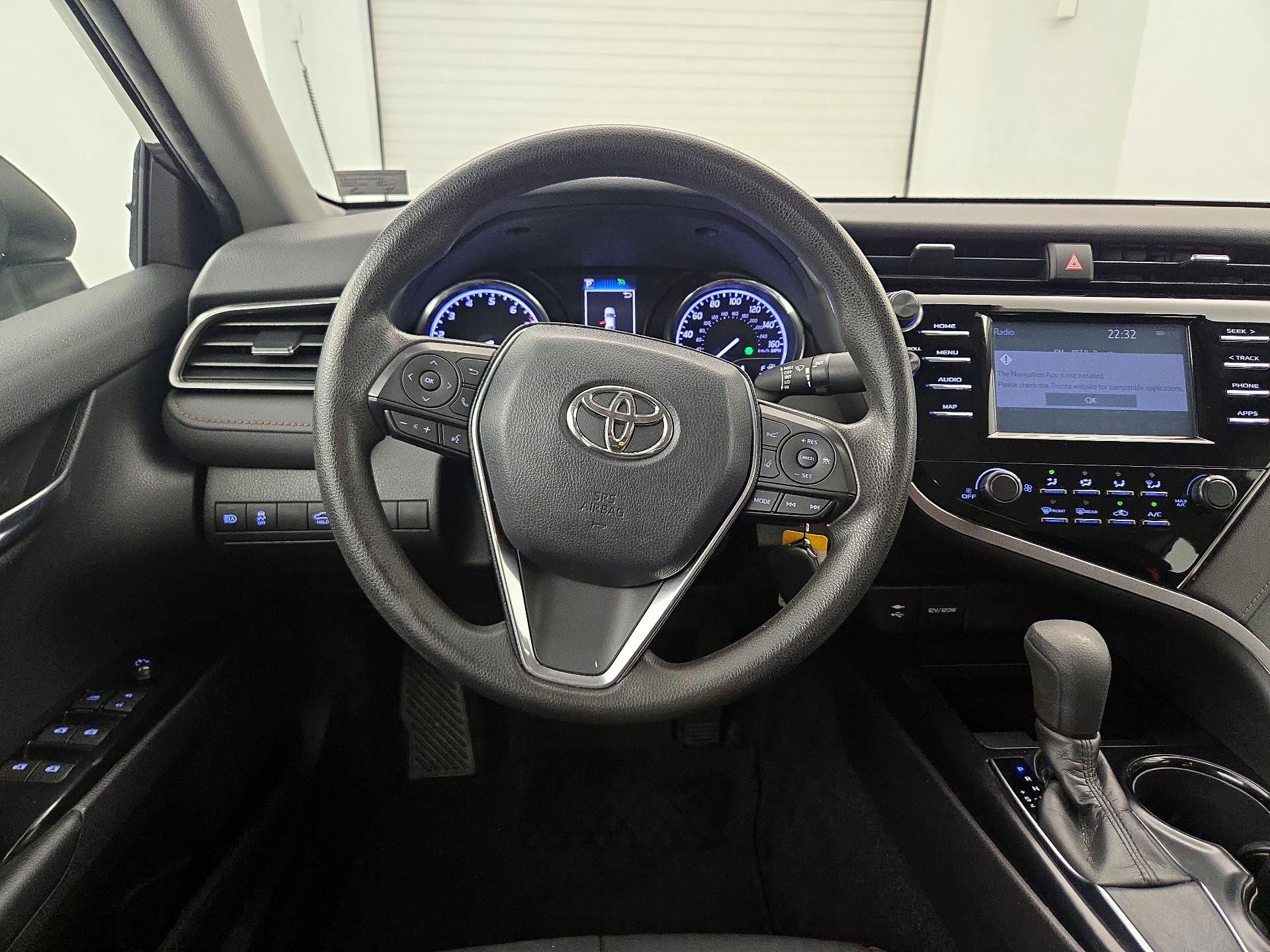 Thumbnail: 2019 Toyota Camry - 10