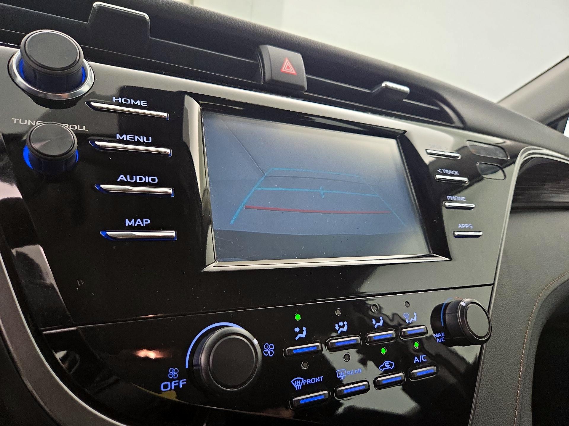 Thumbnail: 2019 Toyota Camry - 14