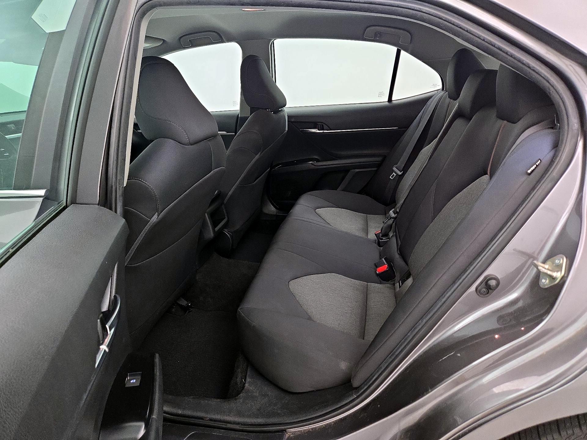 Thumbnail: 2019 Toyota Camry - 19