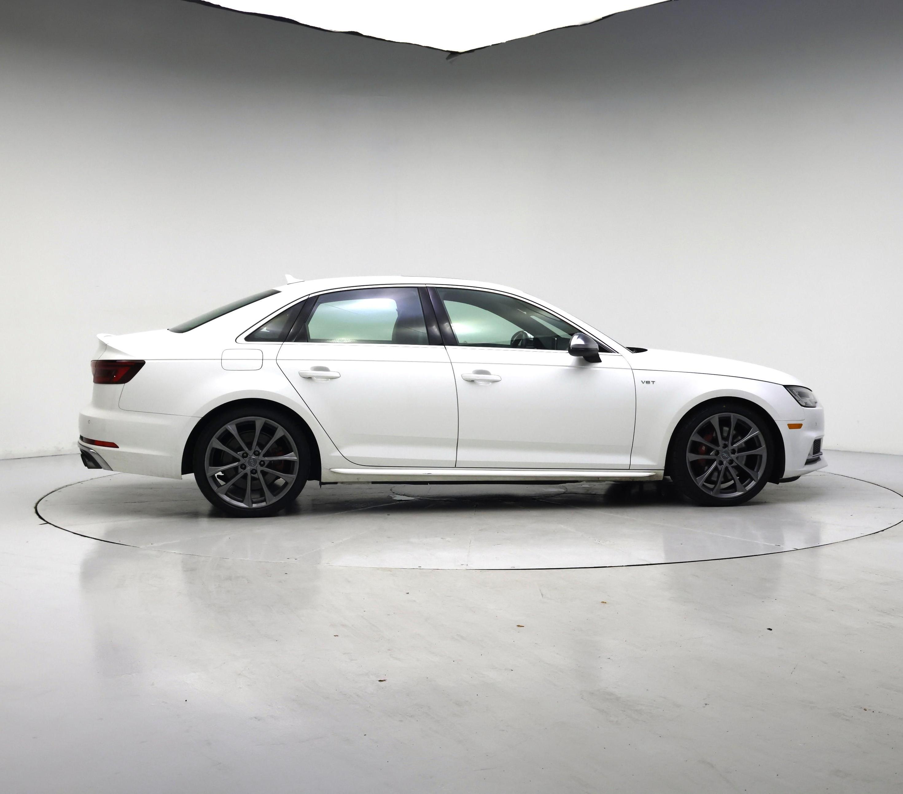 Thumbnail: 2018 Audi S4 - 7
